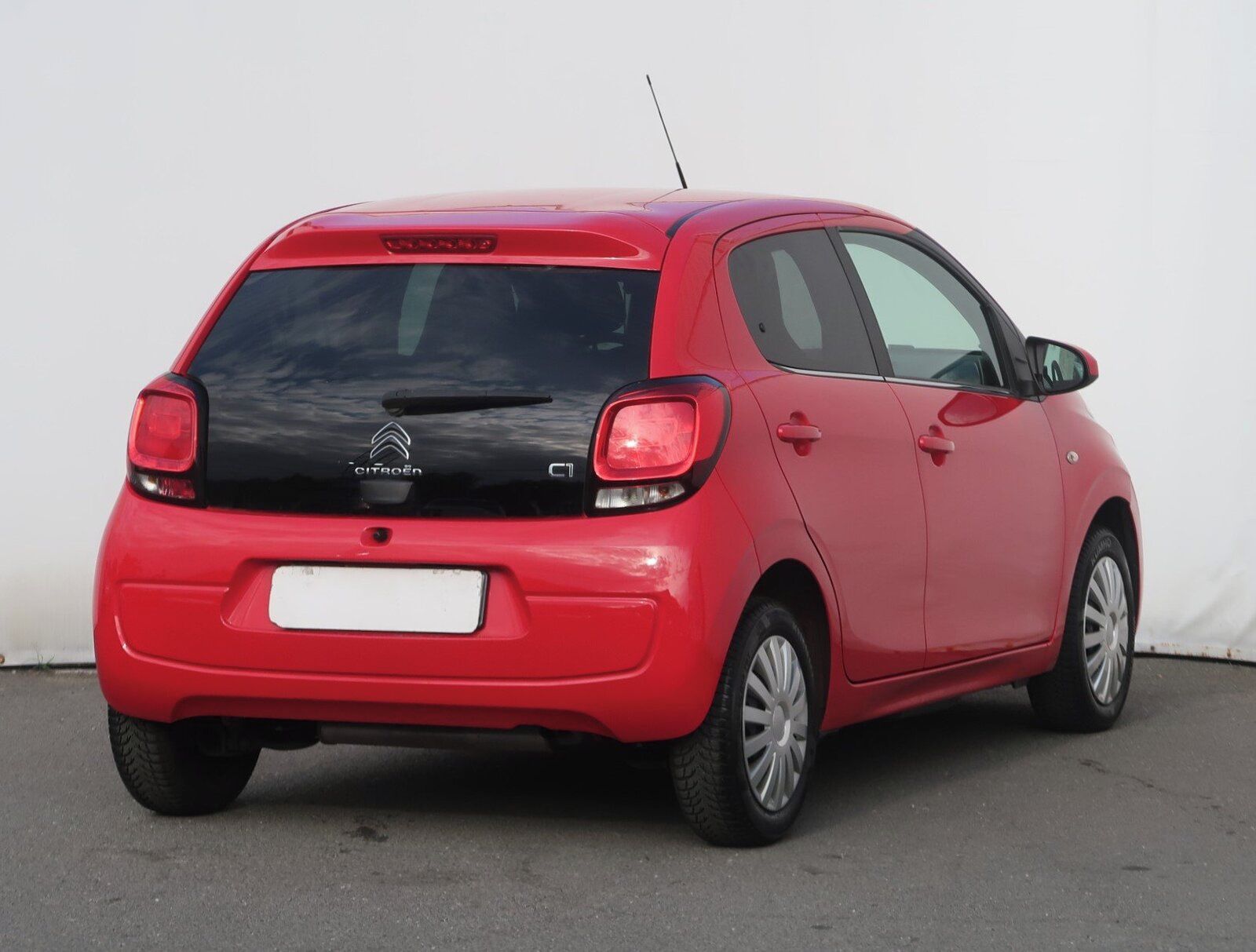 Citroën C1, 1.0 VTi, Serv.kniha, Klima - fotka 5