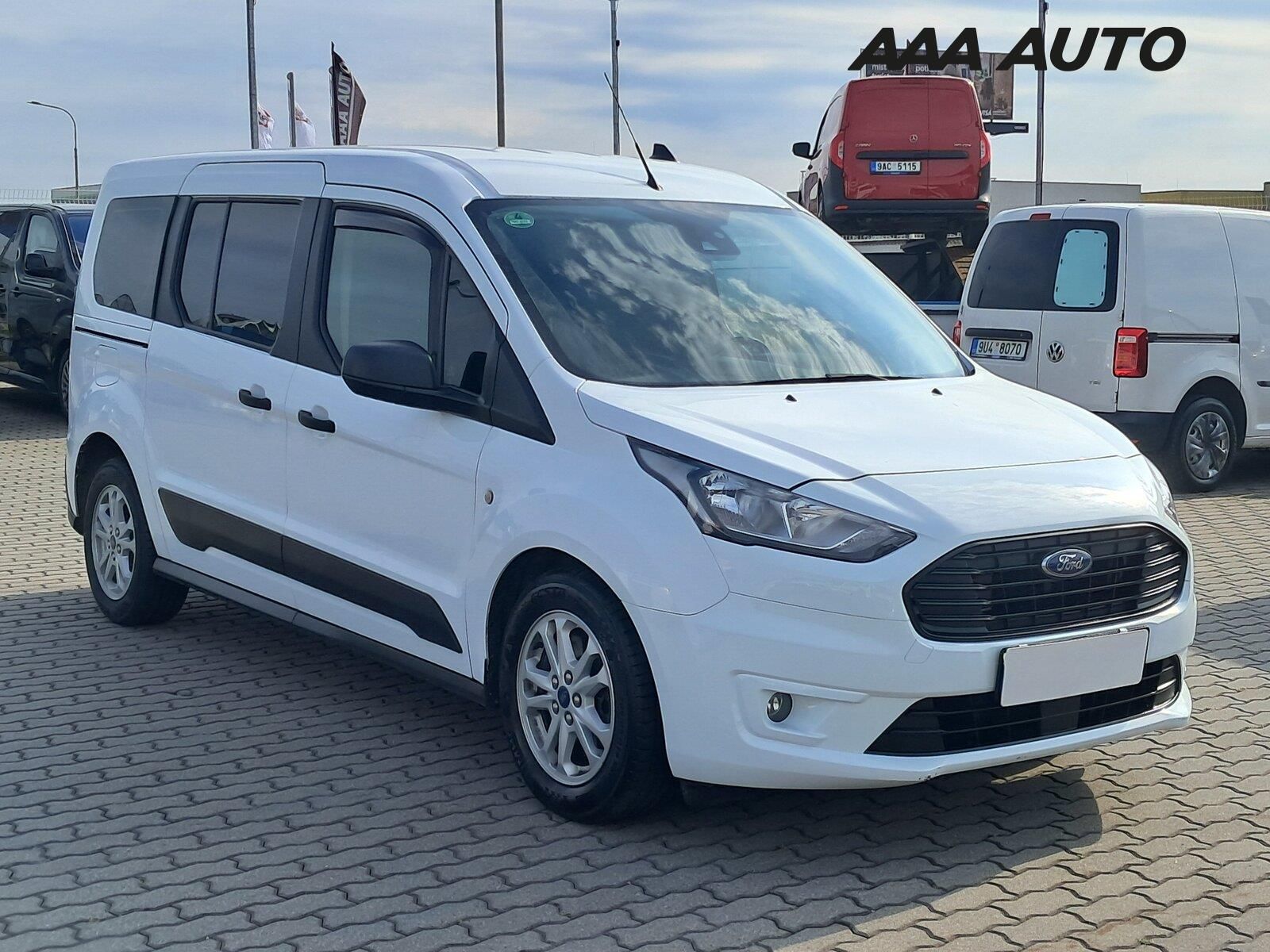 Ford Tourneo Connect, 1.5 EcoBlue, 5Míst, Klima, ČR