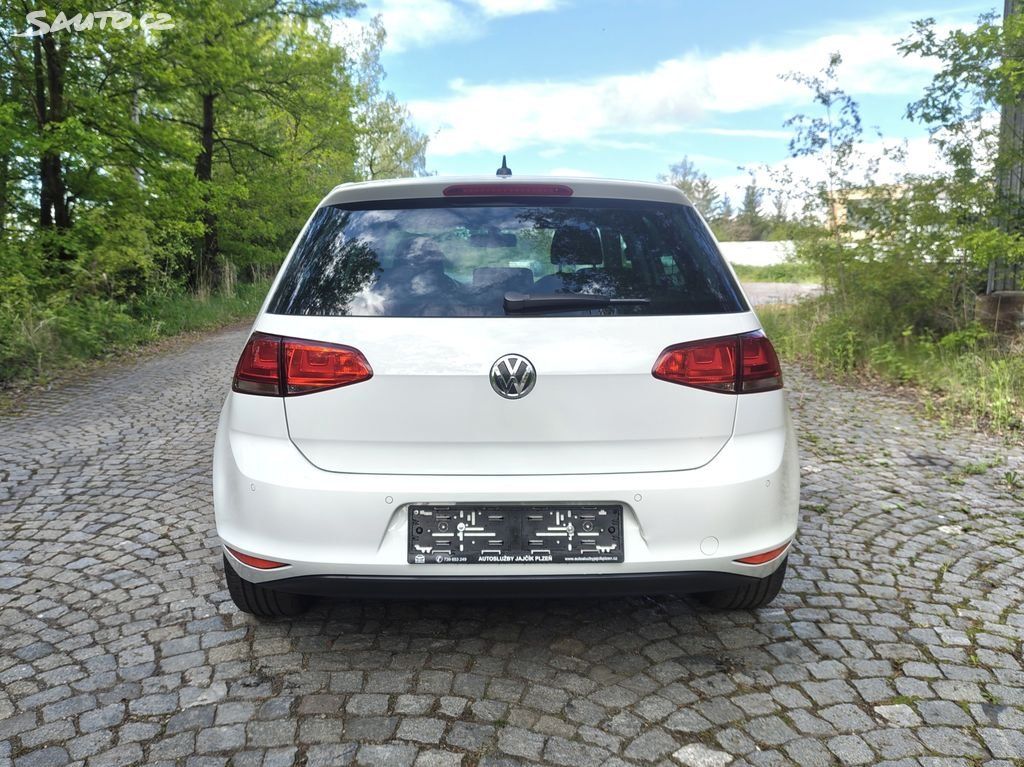 Volkswagen Golf, 1,2TSi hezký stav,pěkná výbava - fotka 6
