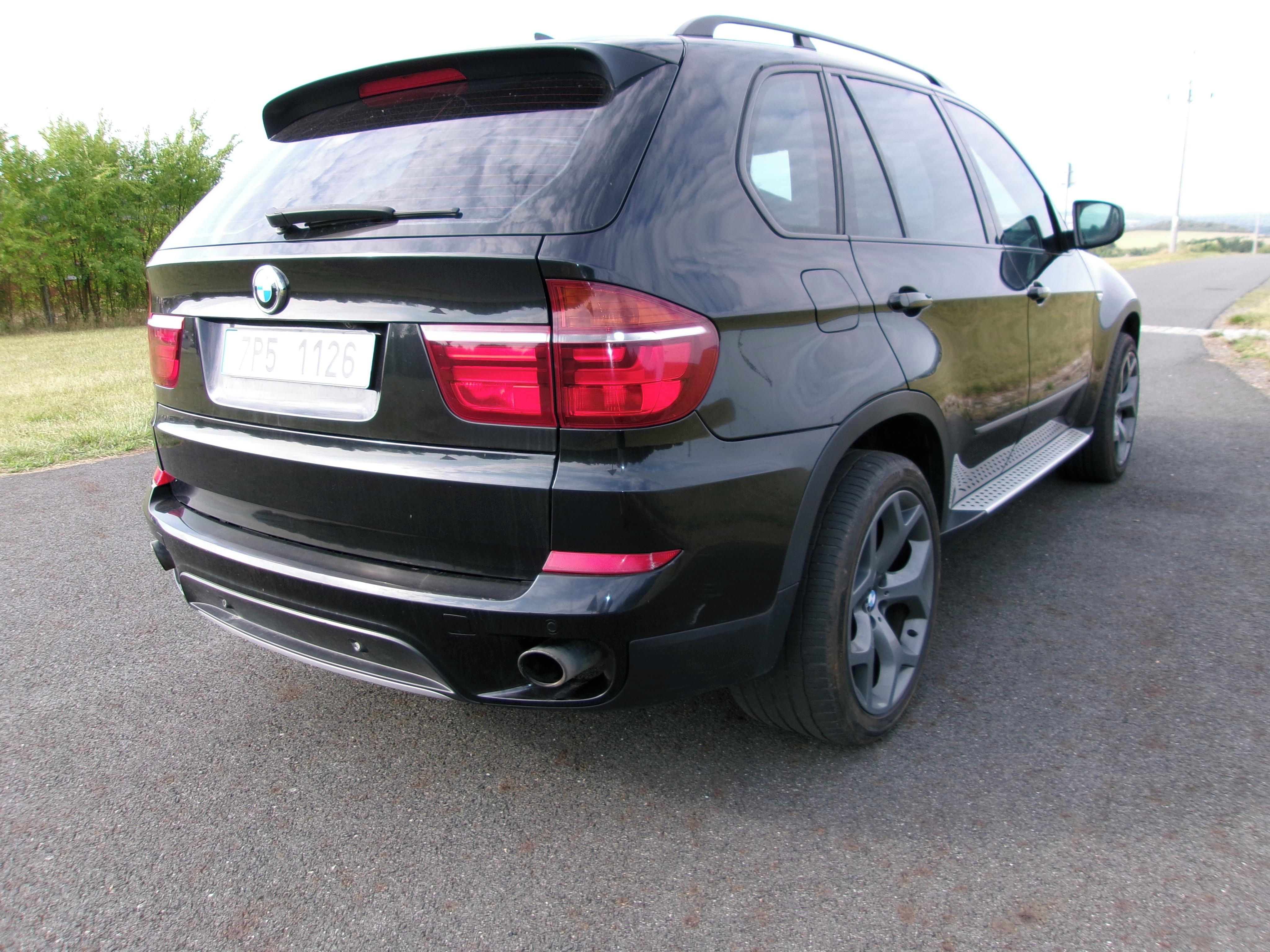 BMW X5, 3,0D 4X4 automat - fotka 5