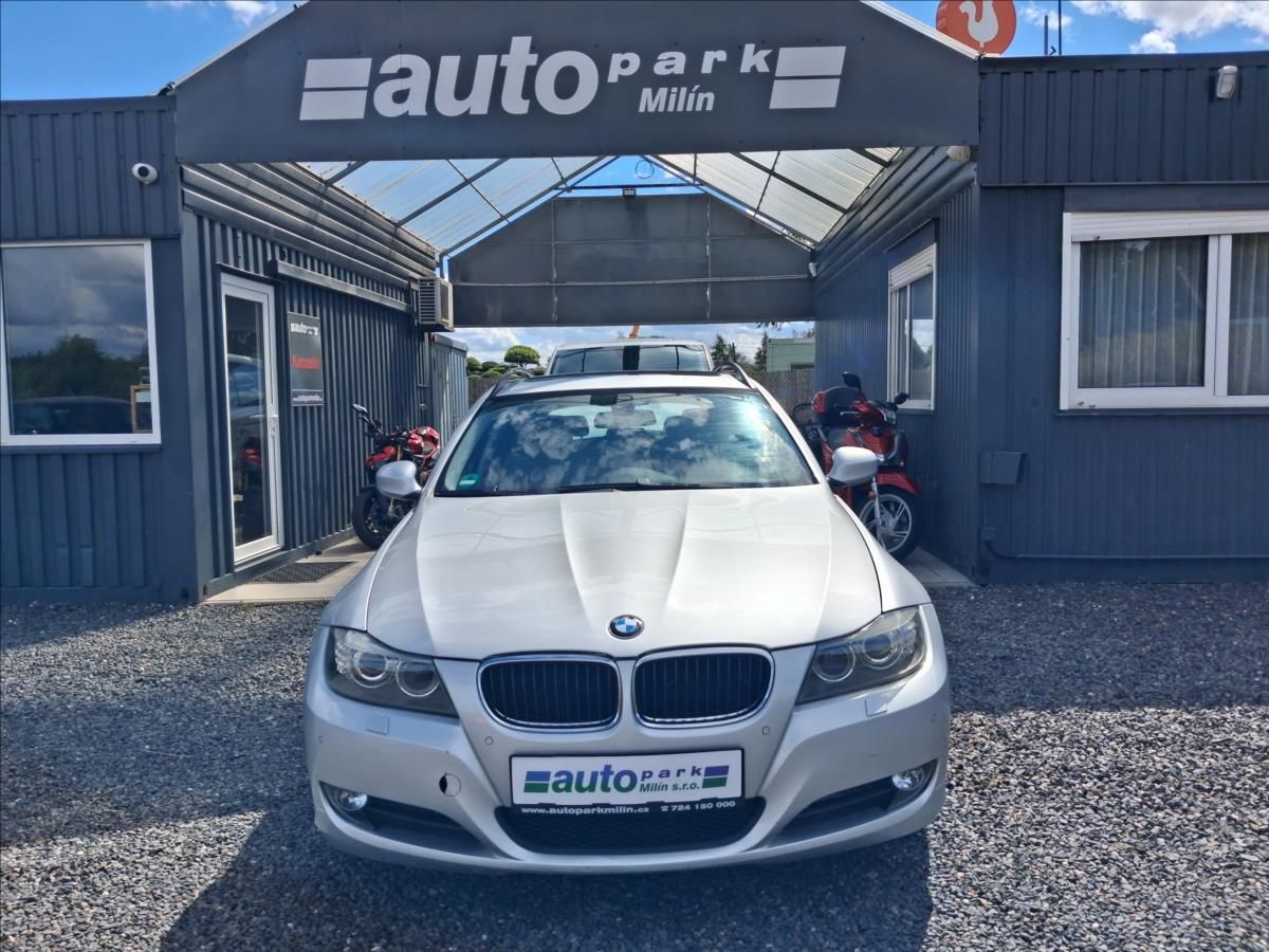 BMW Řada 3, 2,0 - fotka 2