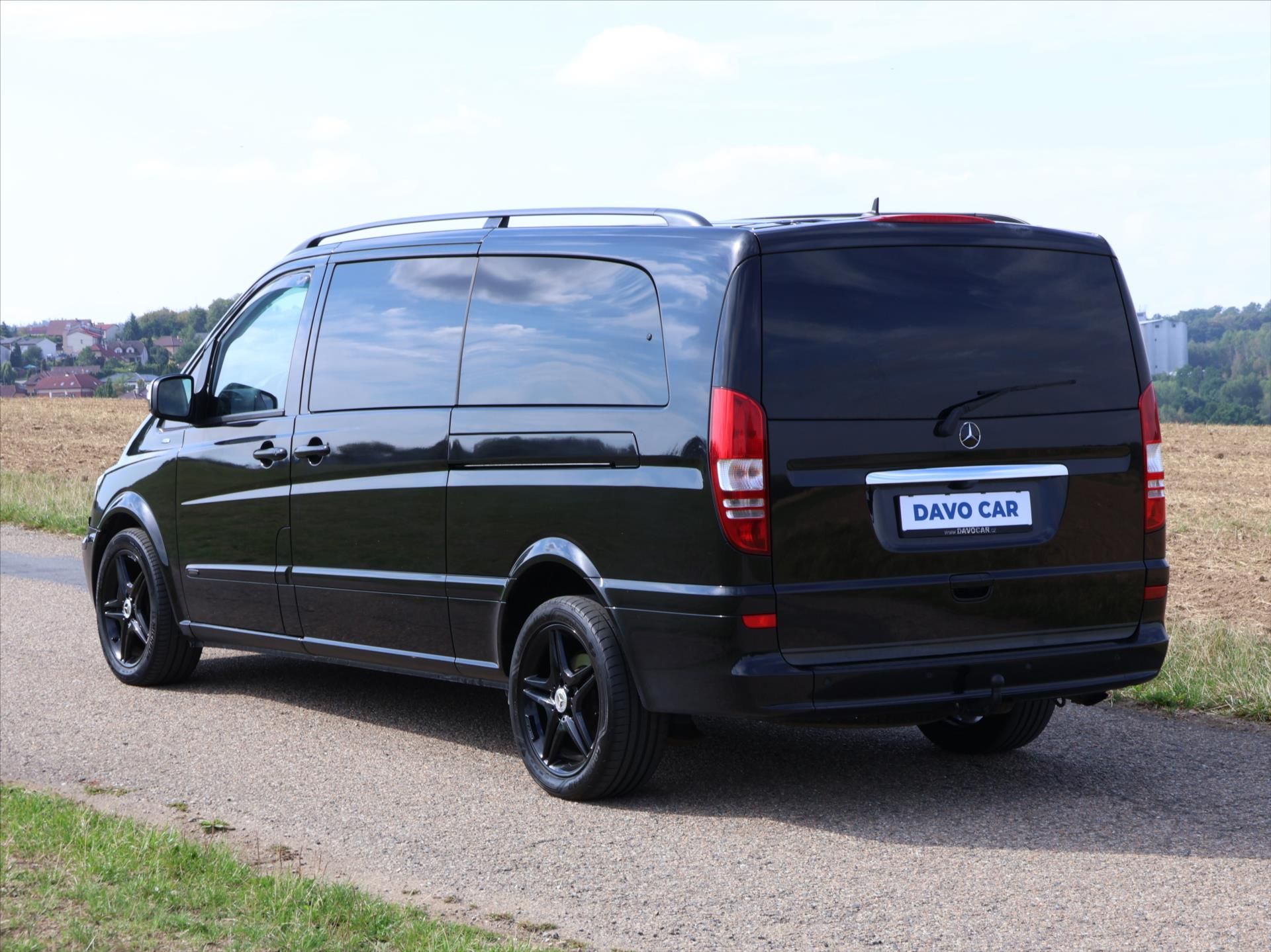 Mercedes-Benz Viano, 3,0 CDI 165kW Aut. 6-Míst Tažn - fotka 5