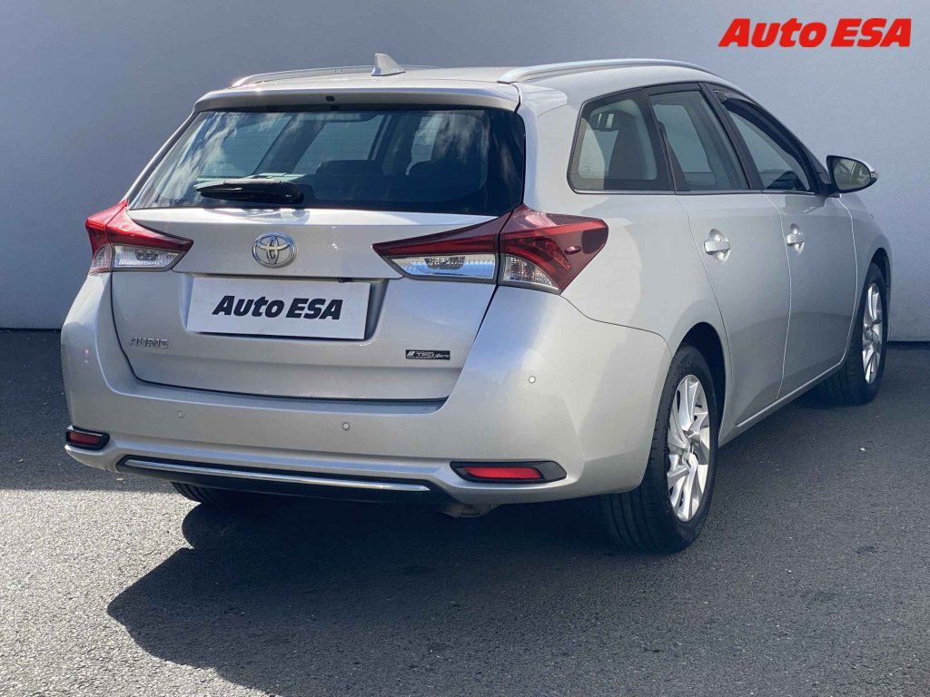 Toyota Auris, 1.6VVT-i,ČR,AC,kamera - fotka 4