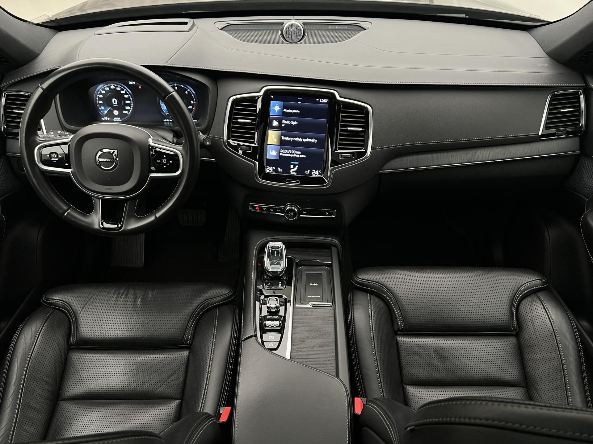 Volvo XC90, B5 AWD INSCRIPTION AUT 7 MÍST - fotka 2