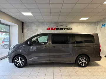 Auto 9