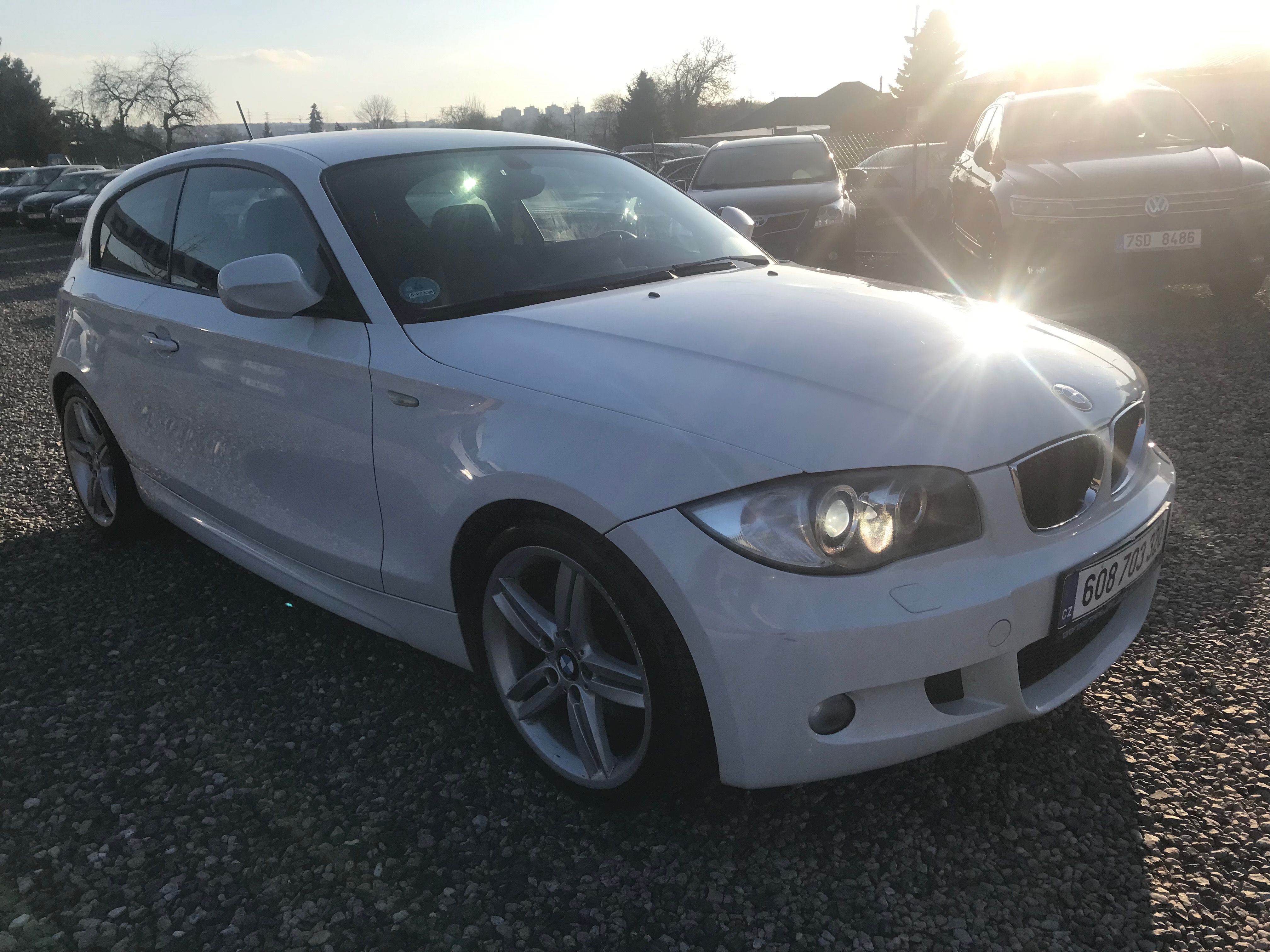 BMW Řada 1, 118 105 KW,M-PAKET,MAN,XENON - fotka 3