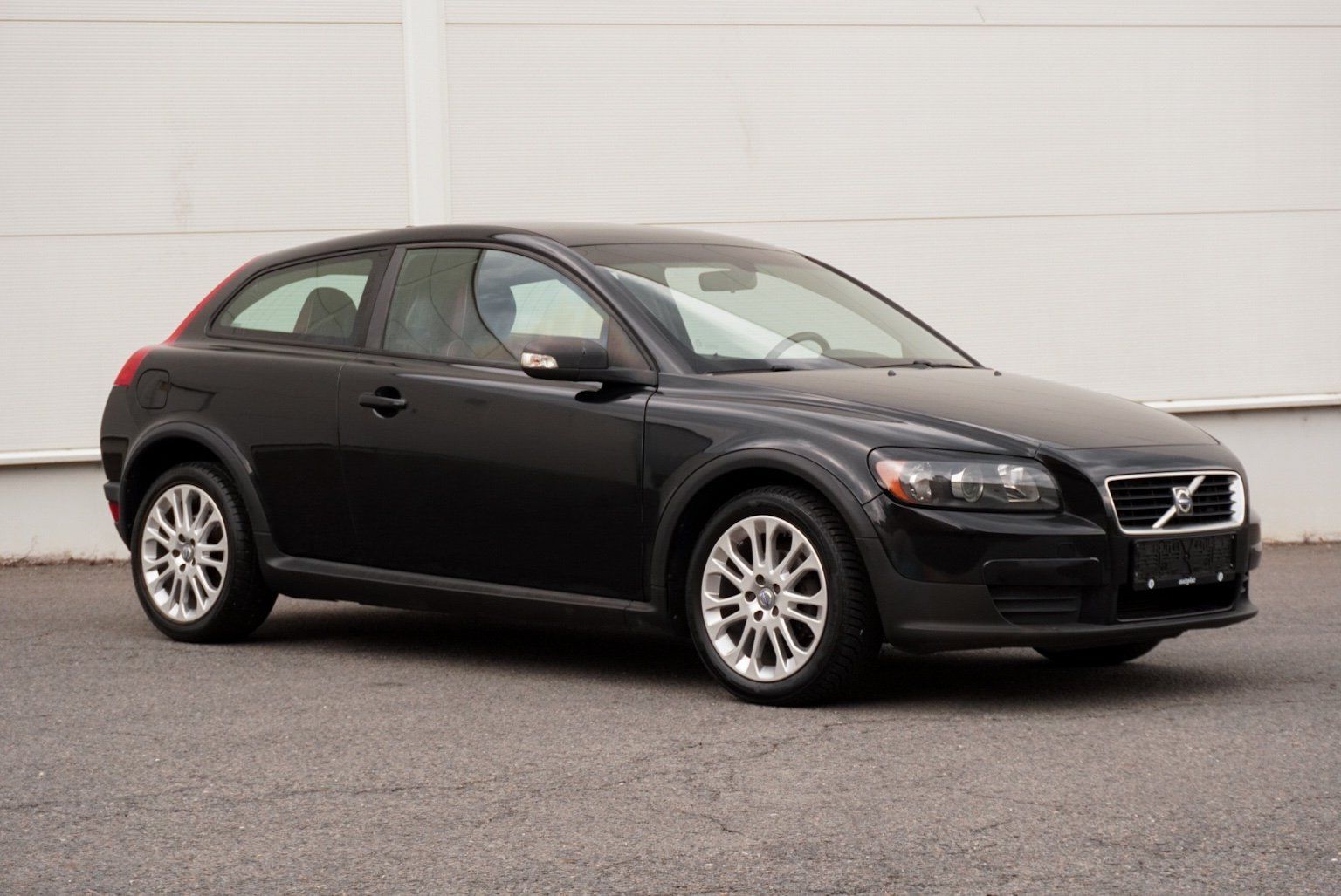 Volvo C30, 1.6 16V Kinetic - fotka 2