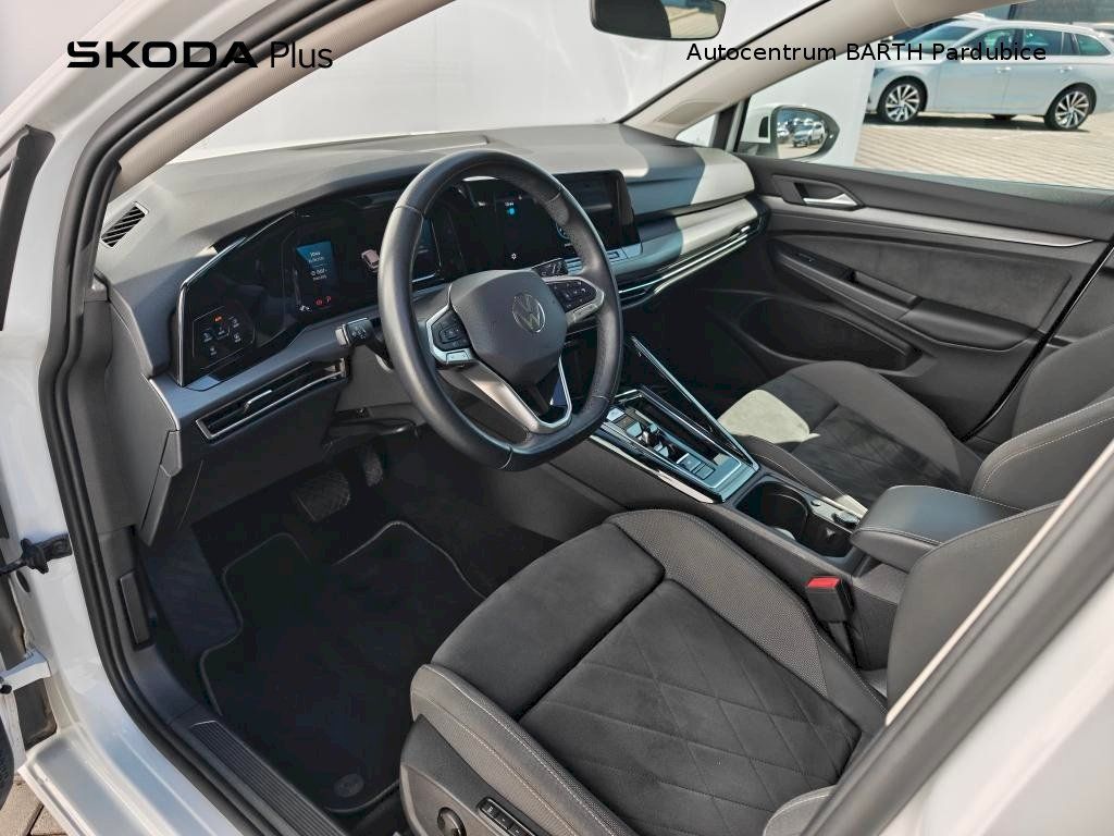 Volkswagen Golf, Variant / 1,5 eTSI / 110 kW / - fotka 5