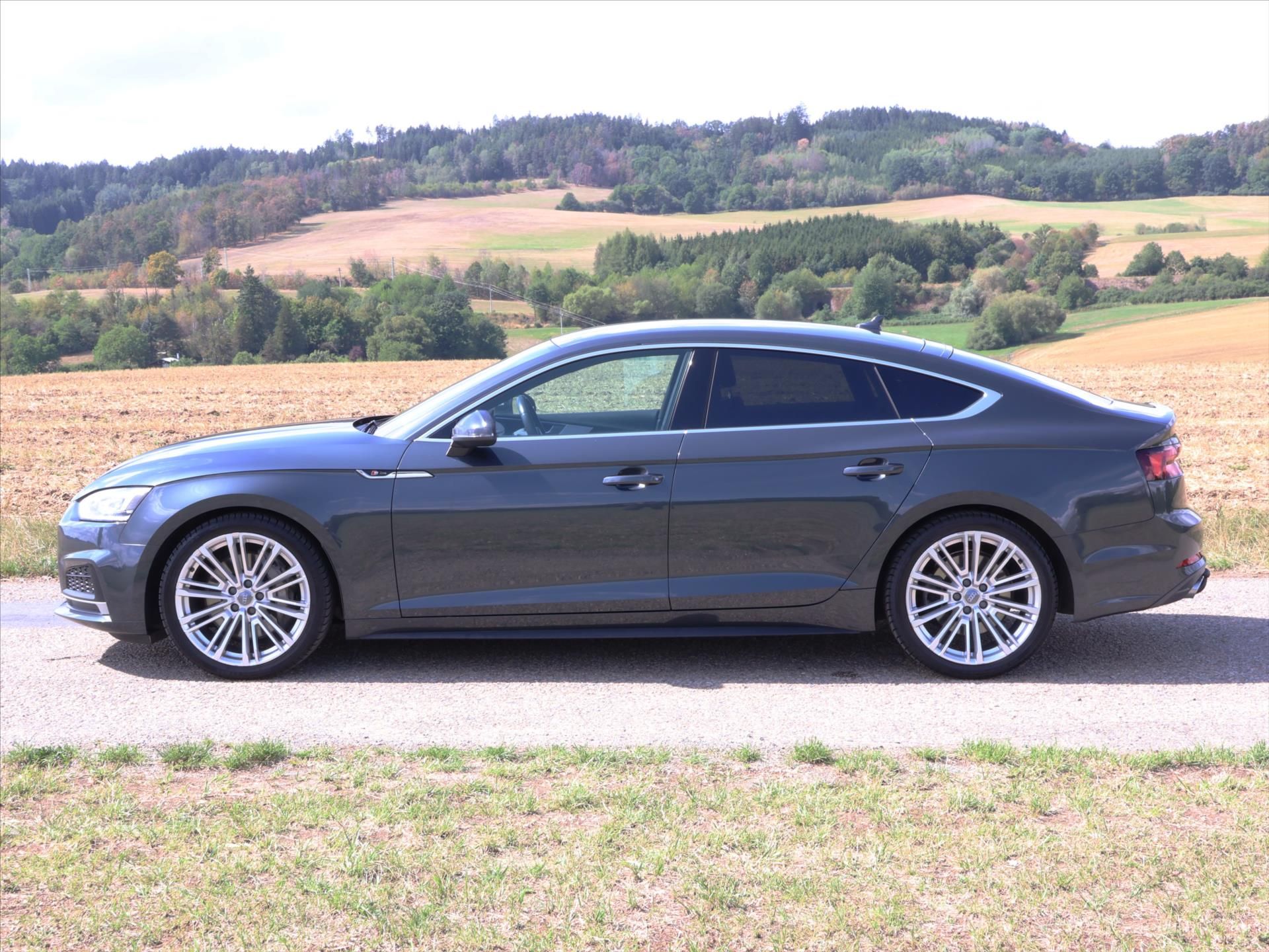 Audi A5, Sportback 3,0 50 TDI 210kW Qua - fotka 4