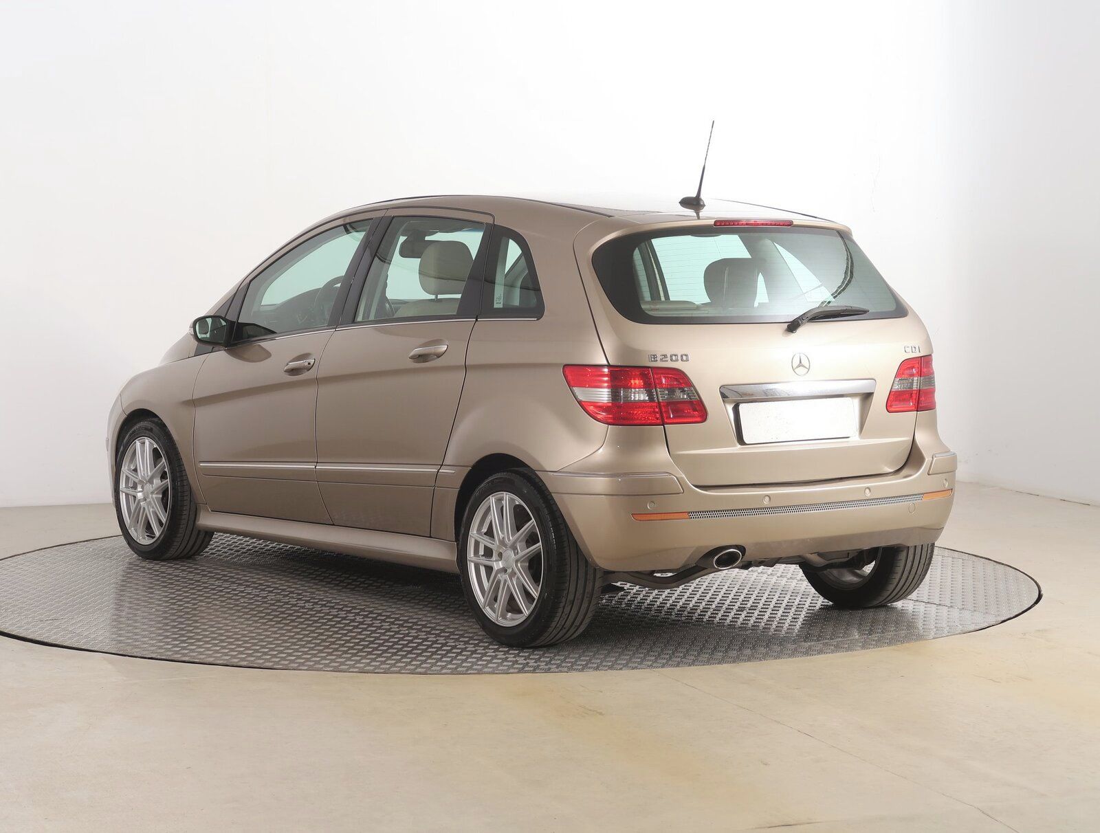 Mercedes-Benz Třídy B, 200 CDI, Elegance, Automat - fotka 4
