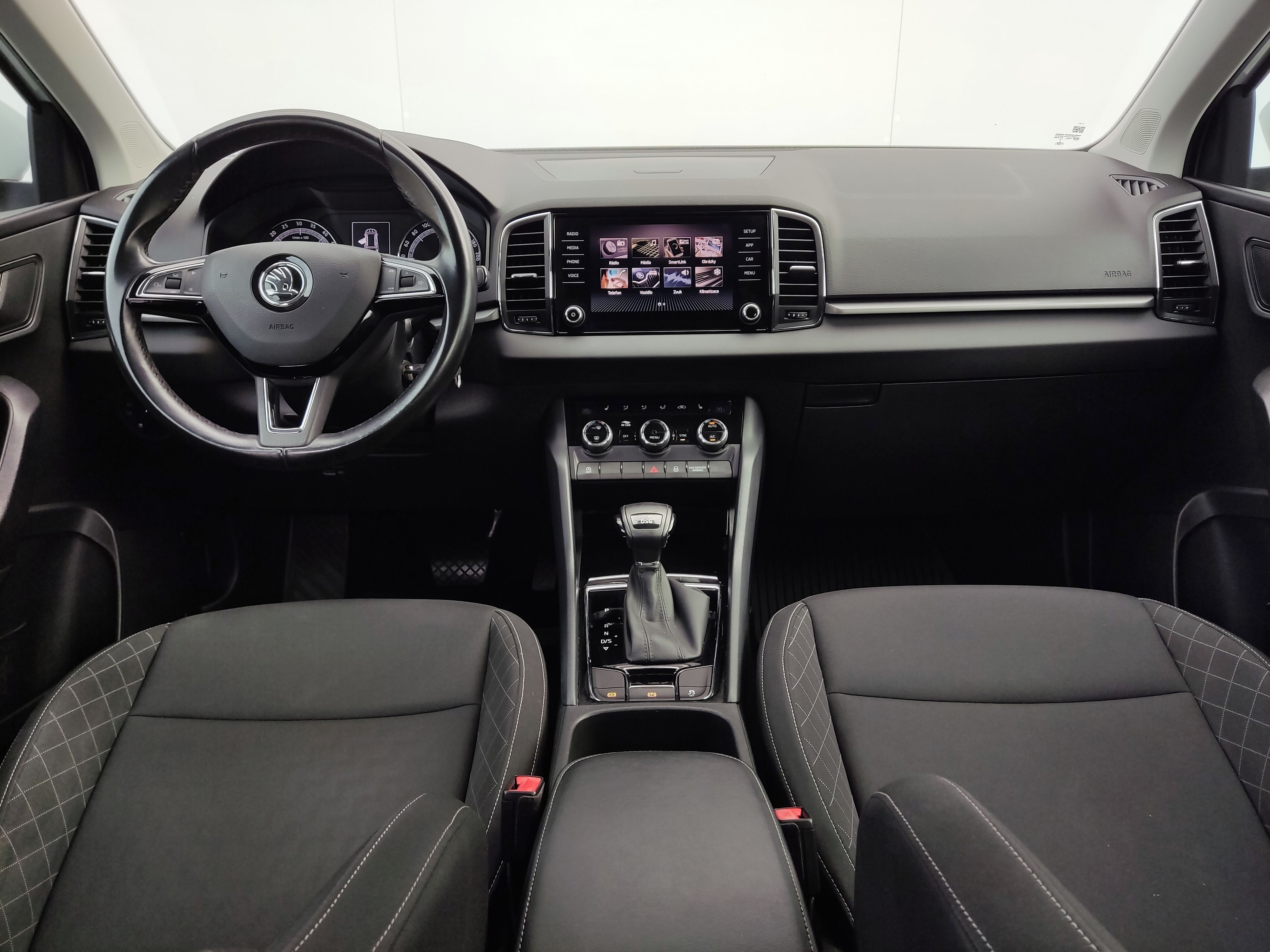 Škoda Karoq, 1.6 TDI 85kW DSG Ambition Plus - fotka 5