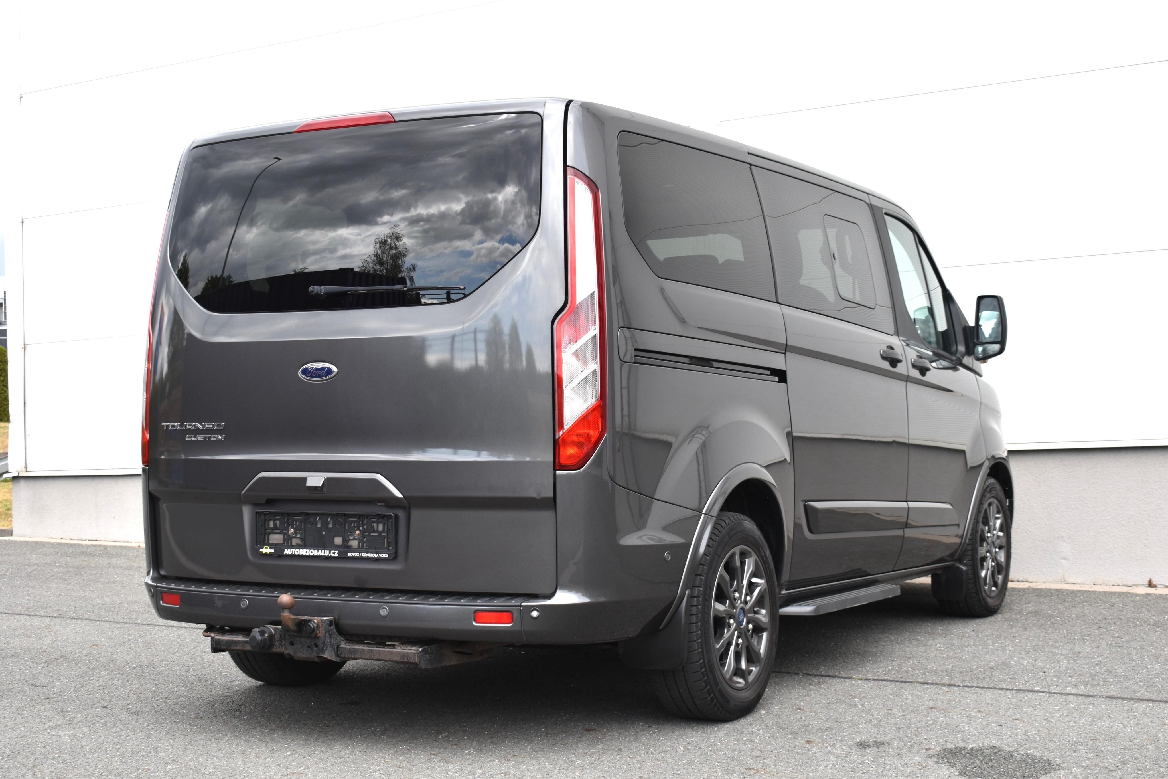 Ford Tourneo Custom, 136KW/TAŽNÉ/AUTOMAT/8MIST - fotka 5