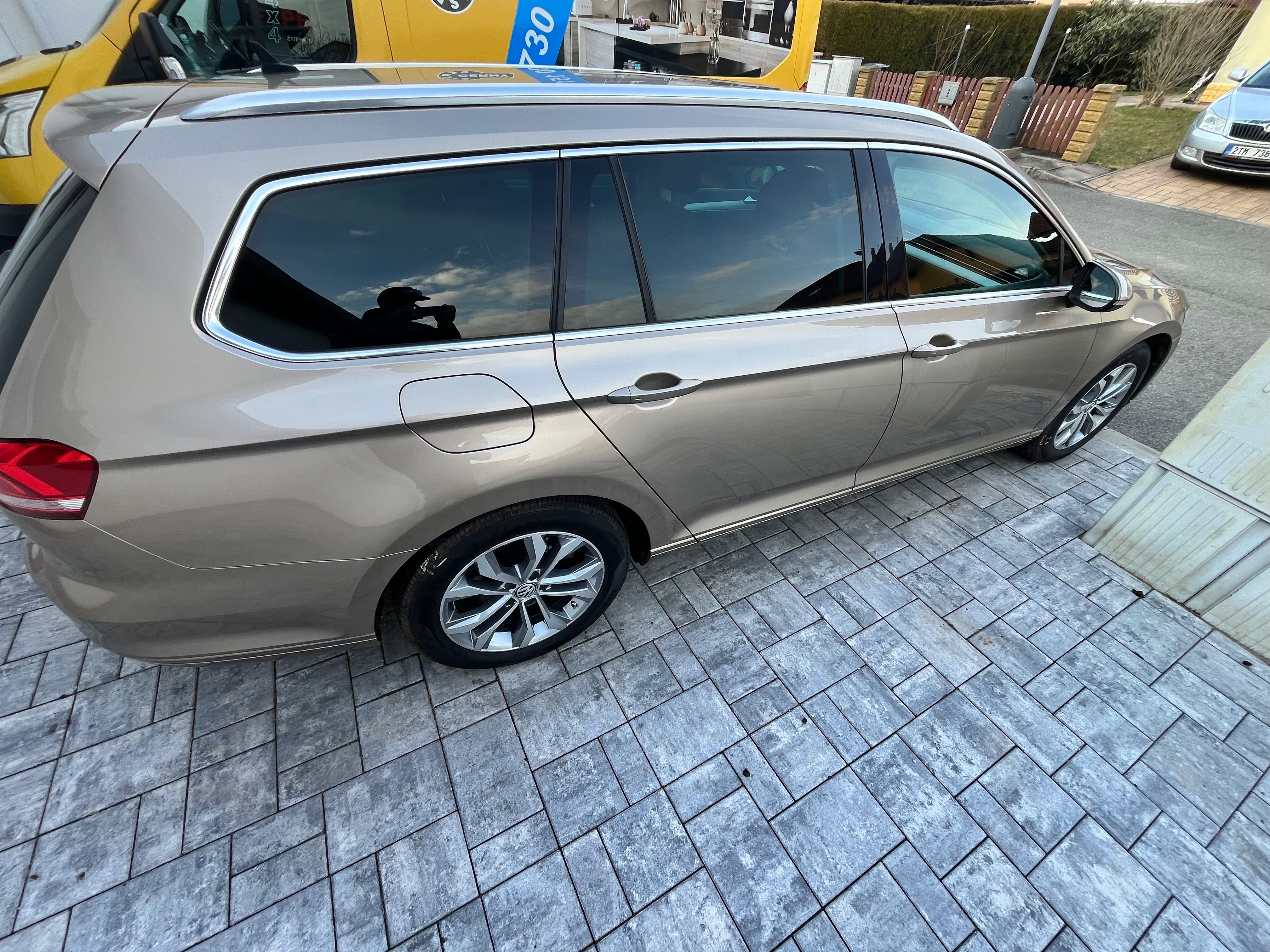 Volkswagen Passat Variant, Virtual, Acc, servisovany - fotka 4