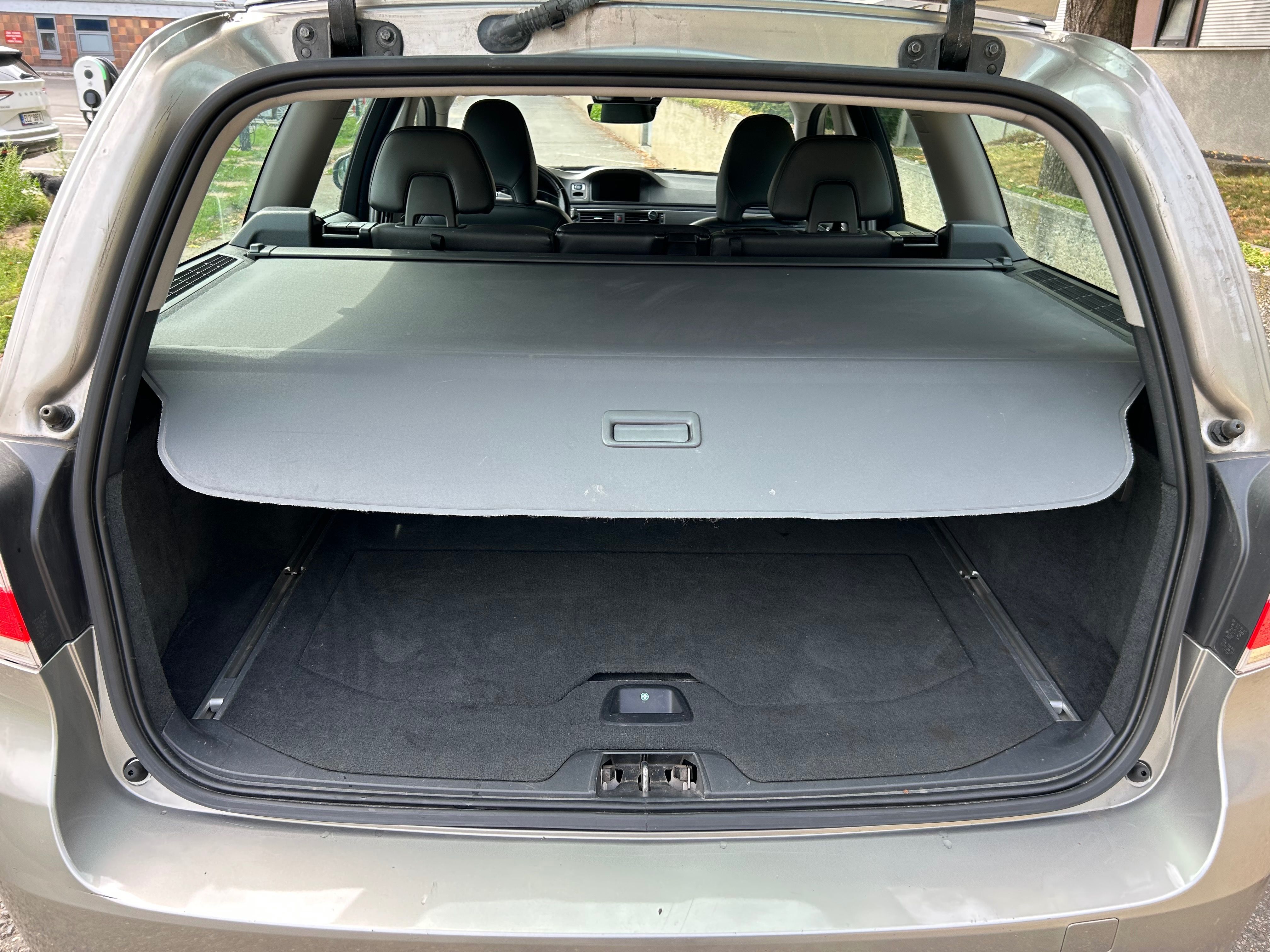 Volvo V70, Prodám Volvo V70 kombi - fotka 6