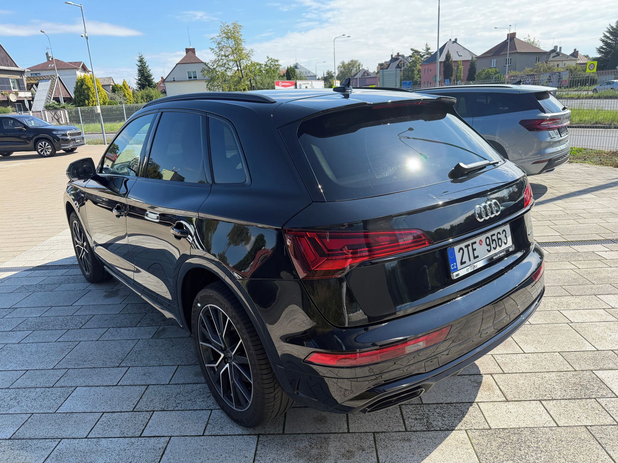 Audi Q5, S-line  2.0TDI 150kW Quattro S - fotka 3