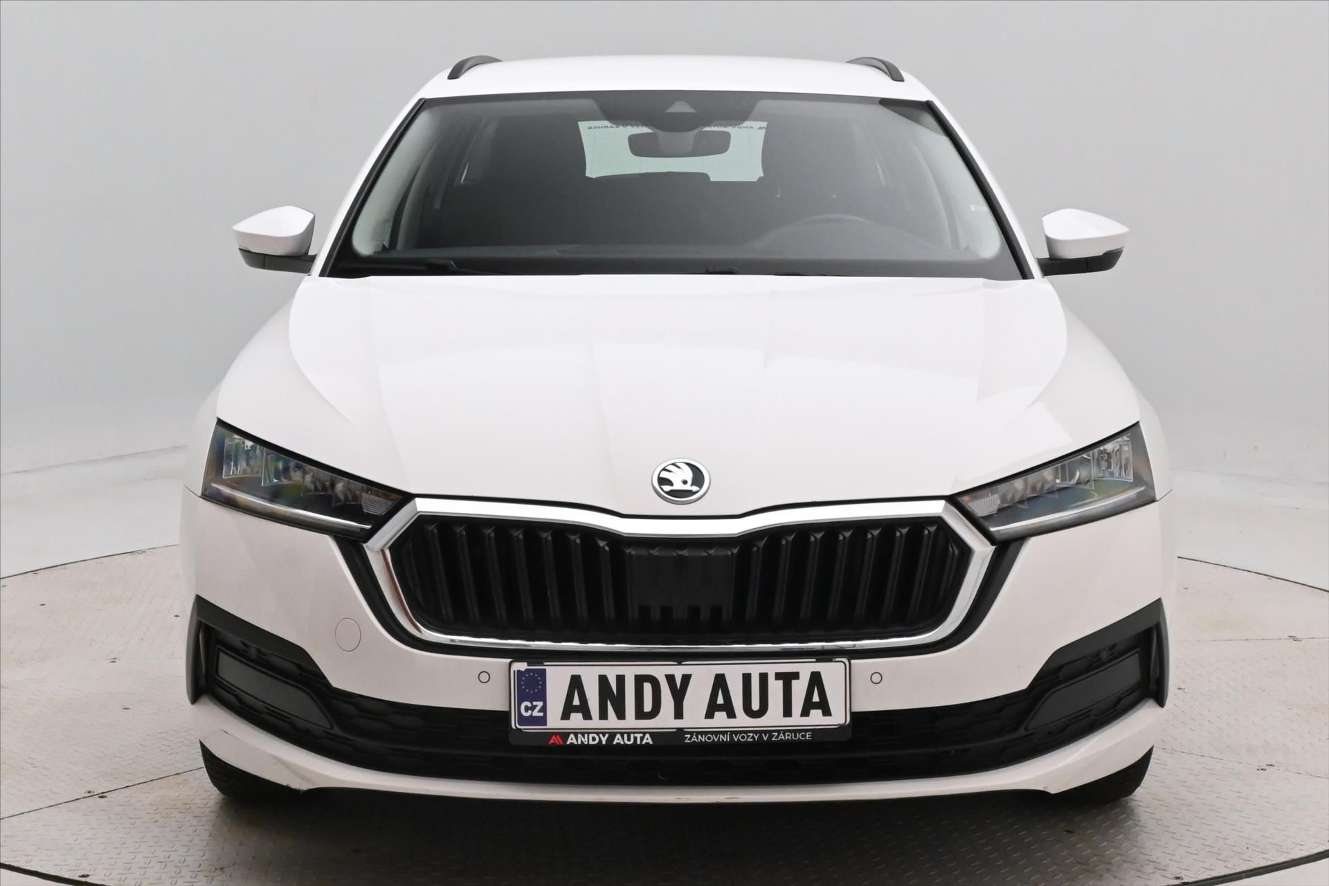 Škoda Octavia, 2,0 TDI 110kW 4x4 DSG Ambition - fotka 2