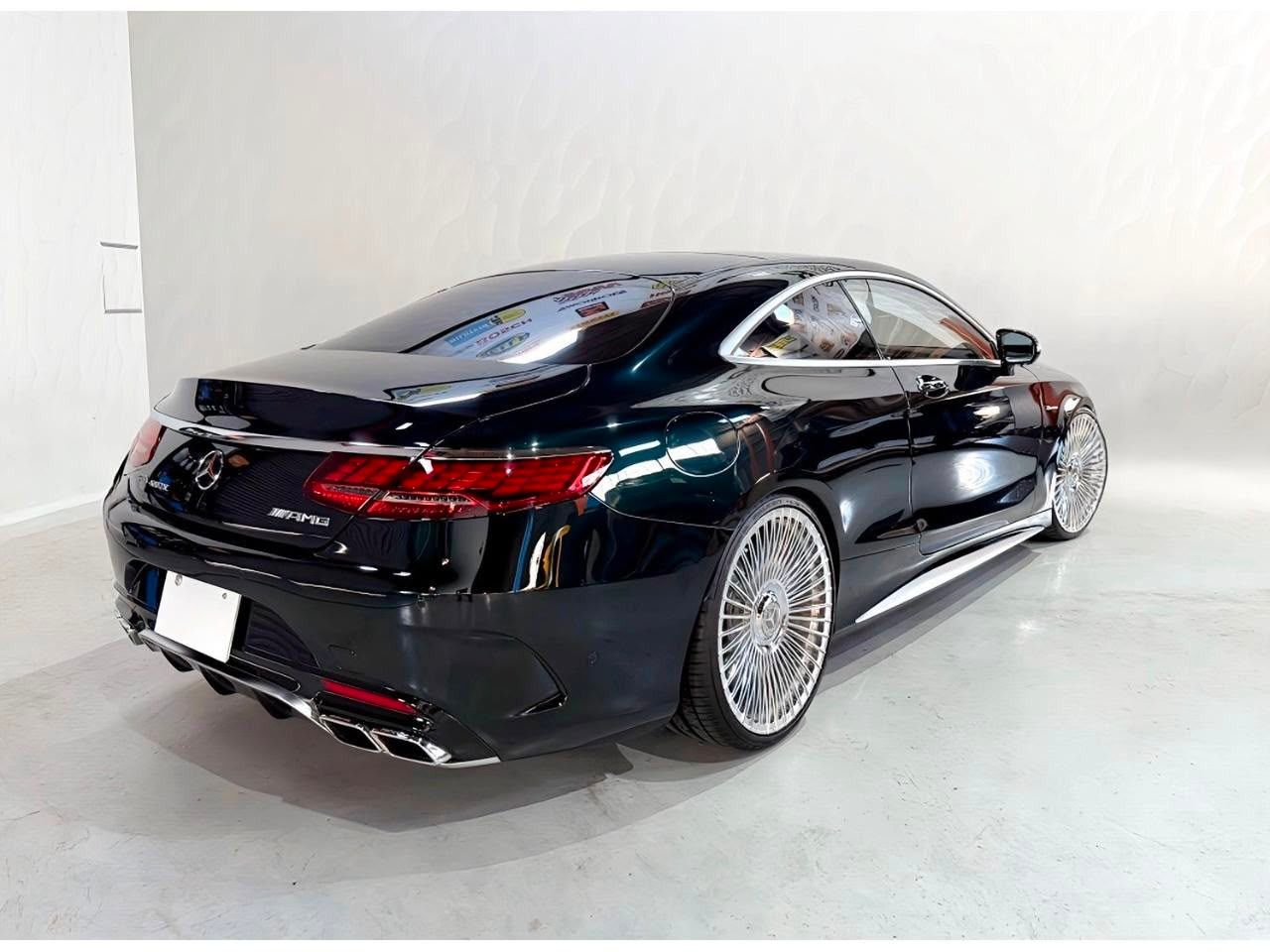 Mercedes-Benz Třídy S, S63 AMG 4M, Swarowski LED - fotka 6