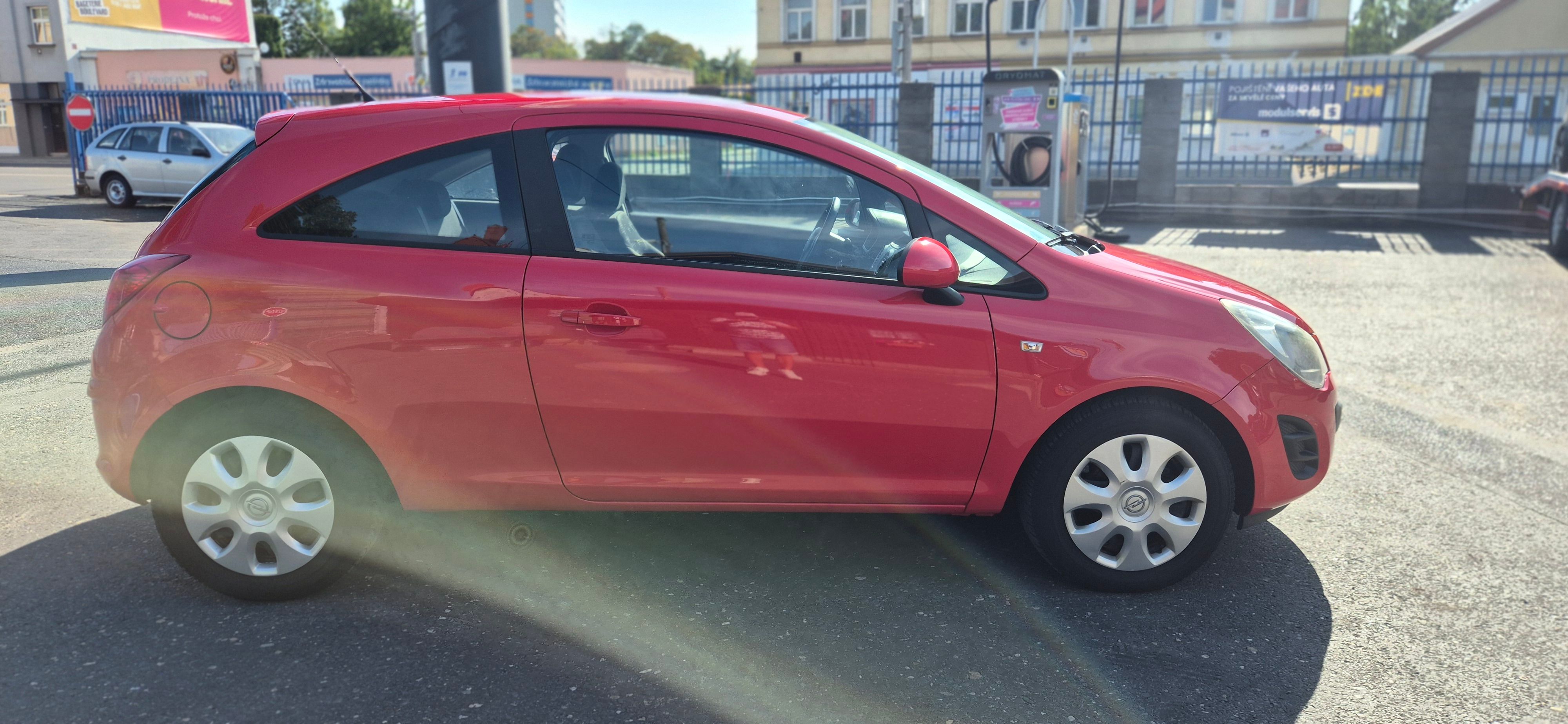 Opel Corsa, 1.4i KLIMA,1MAJITEL,PO SERVISE - fotka 4