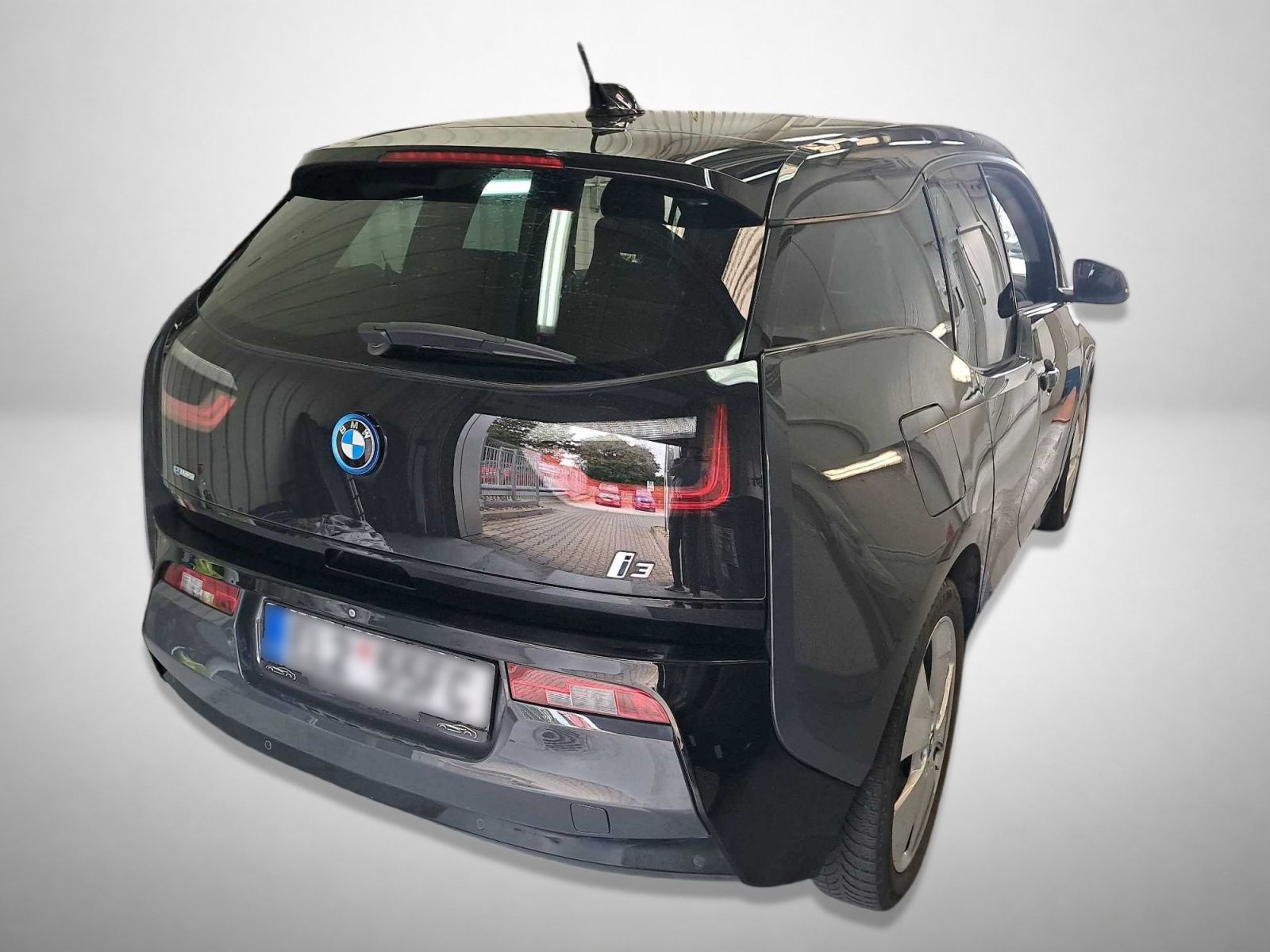 BMW i3, 60Ah BEV, SoH 79%, Automat - fotka 2