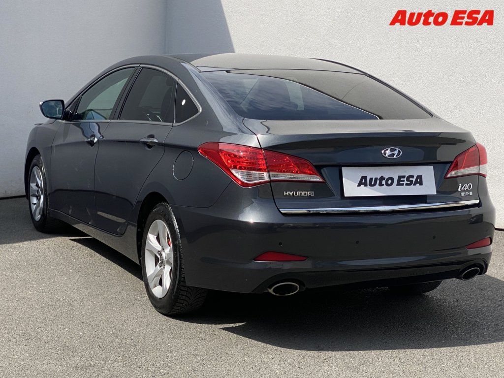 Hyundai i40, 2.0i - fotka 6