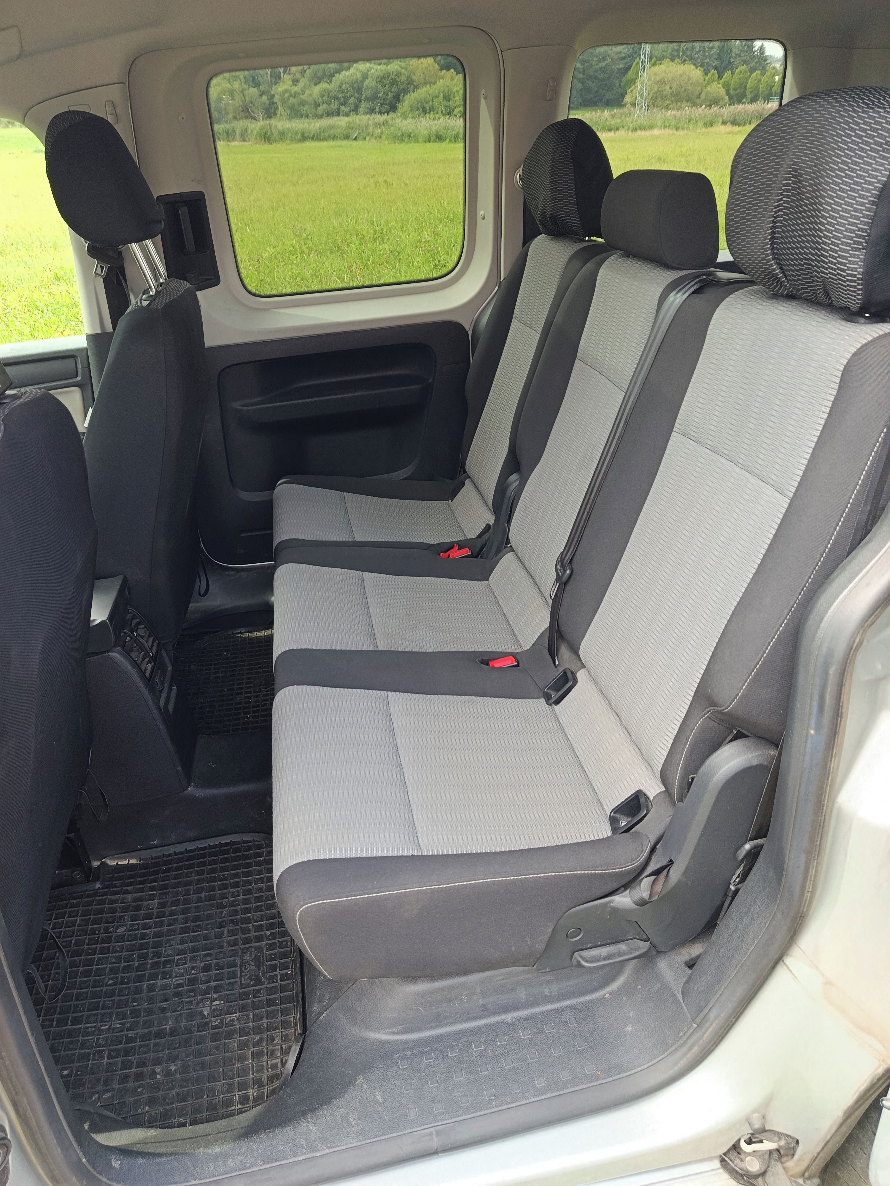 Volkswagen Caddy, 2,0 TDI 4motion - fotka 5
