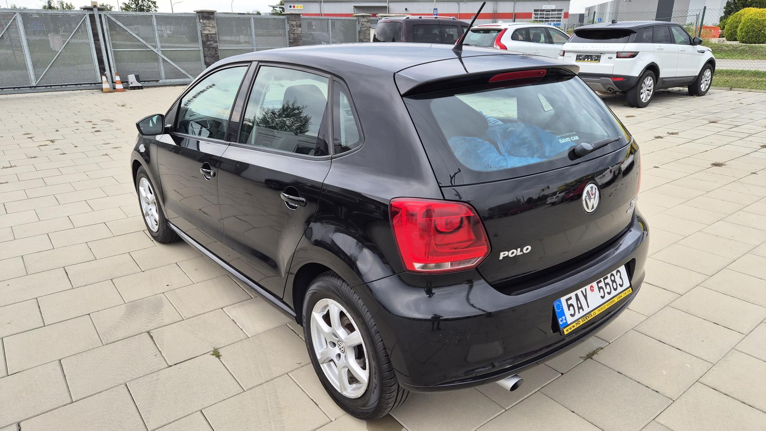 Volkswagen Polo, 1.6 TDi PO VELKÉM SERVISU - fotka 5
