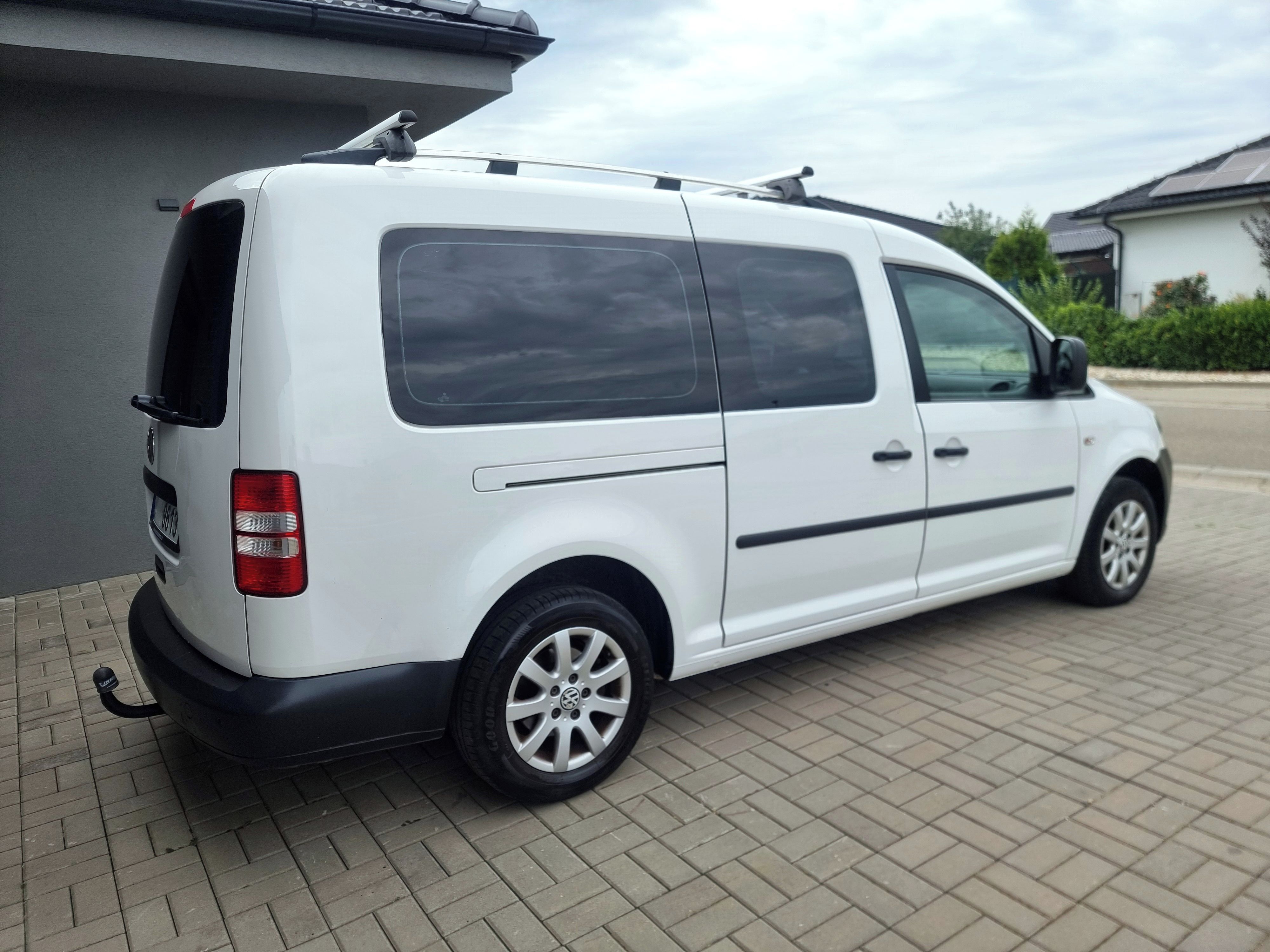 Volkswagen Caddy, MAXI | Tažné | 2015 | STARTLIN - fotka 2