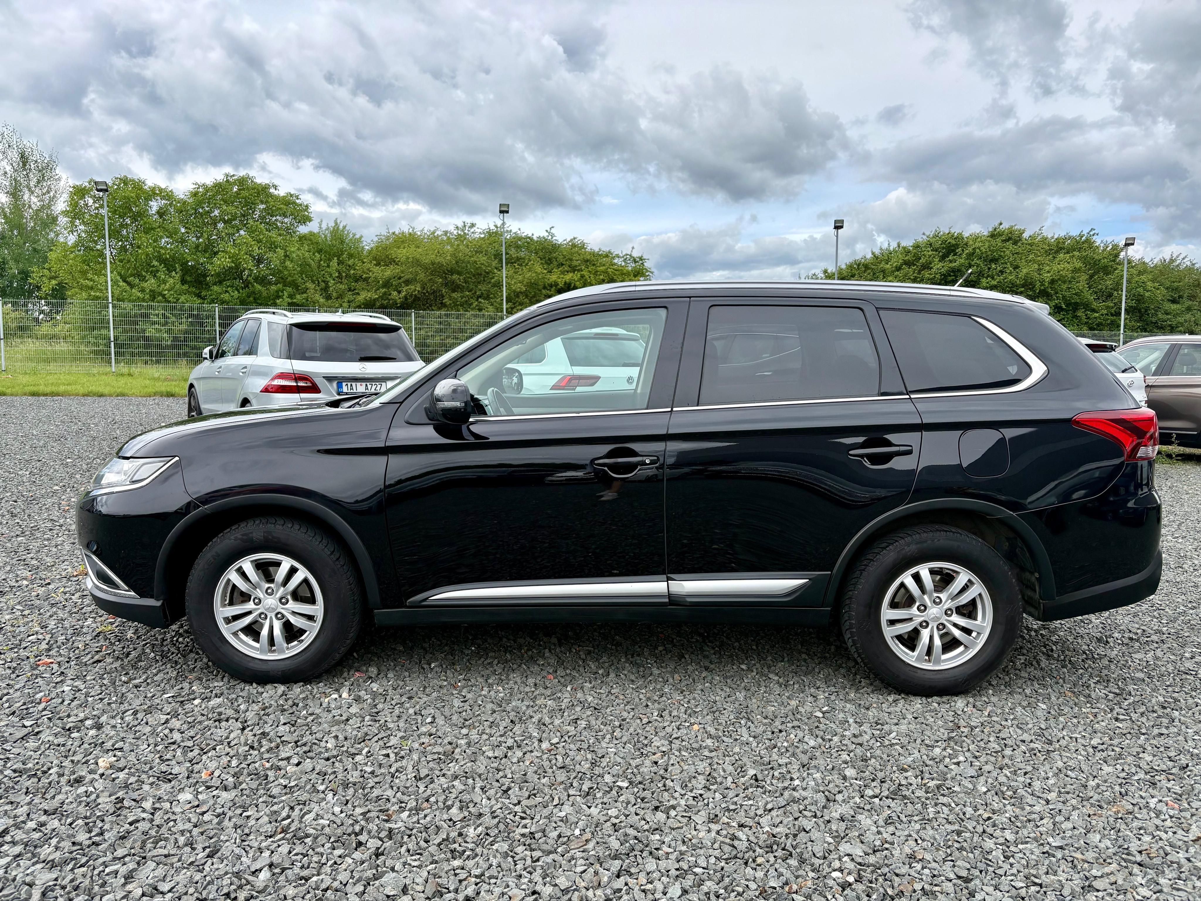 Mitsubishi Outlander, 2.3 DI-D 110kw 4x4 původ ČR - fotka 5