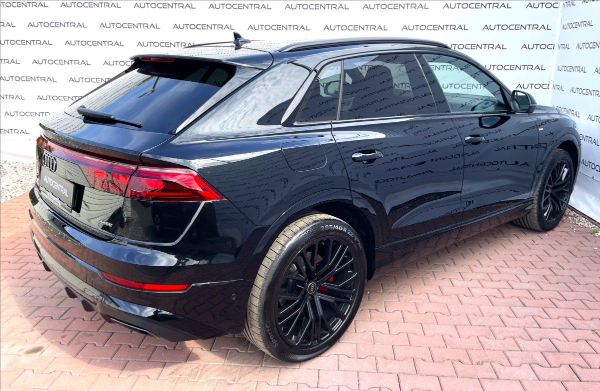 Audi Q8, 3,0 TDi 50 S-line Individual - fotka 4