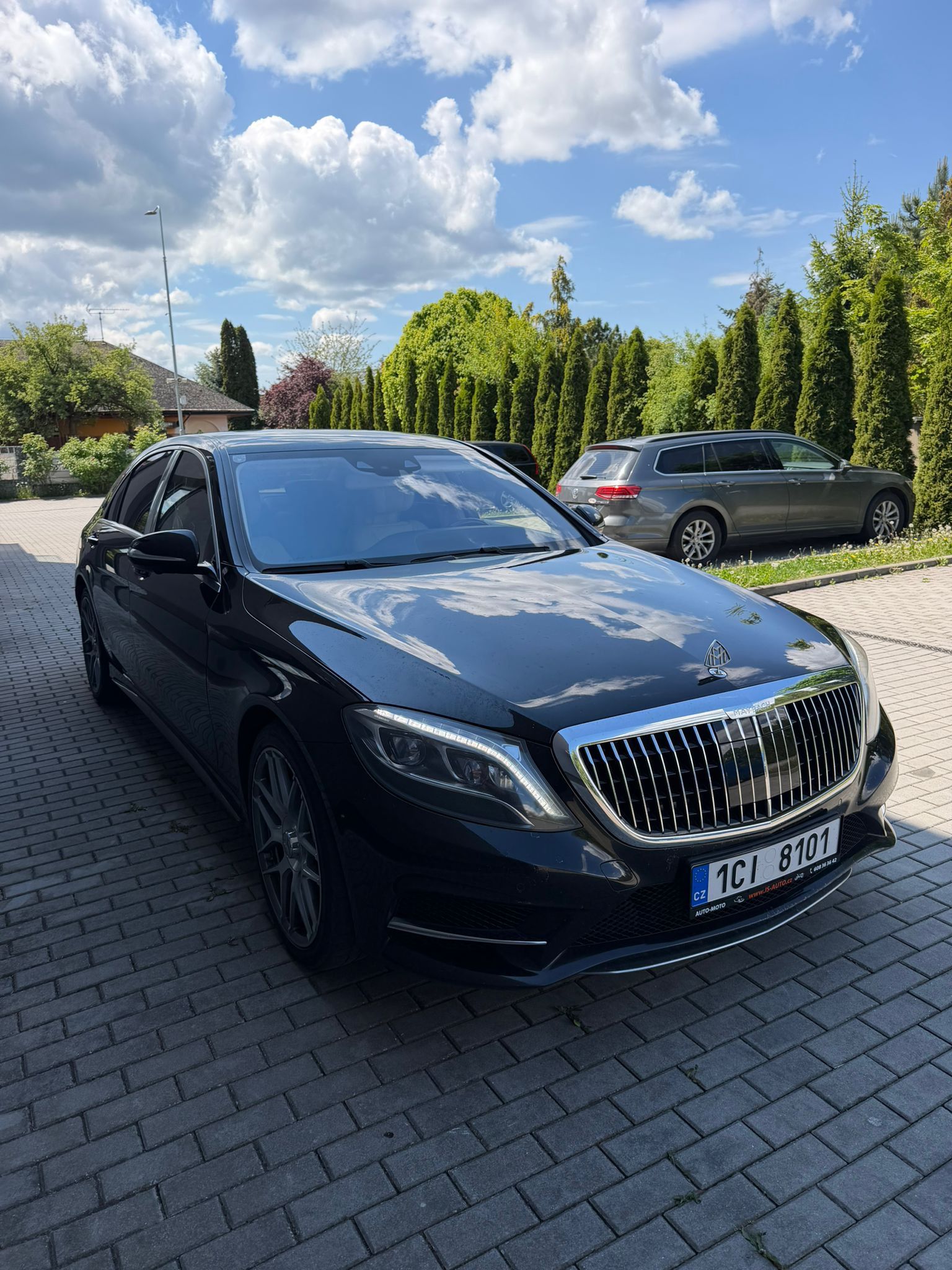 Mercedes-Benz Třídy S, S500 Maybach Optik - fotka 2