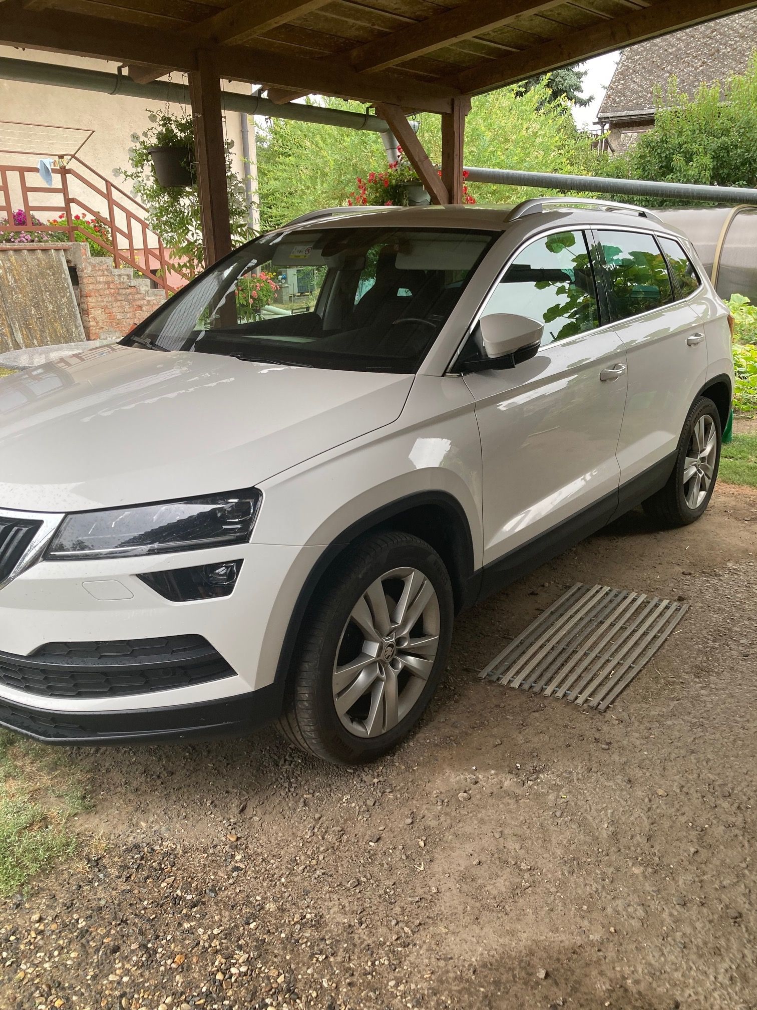 Škoda Karoq, 2.0 TDI 140kW 4x4 - fotka 3