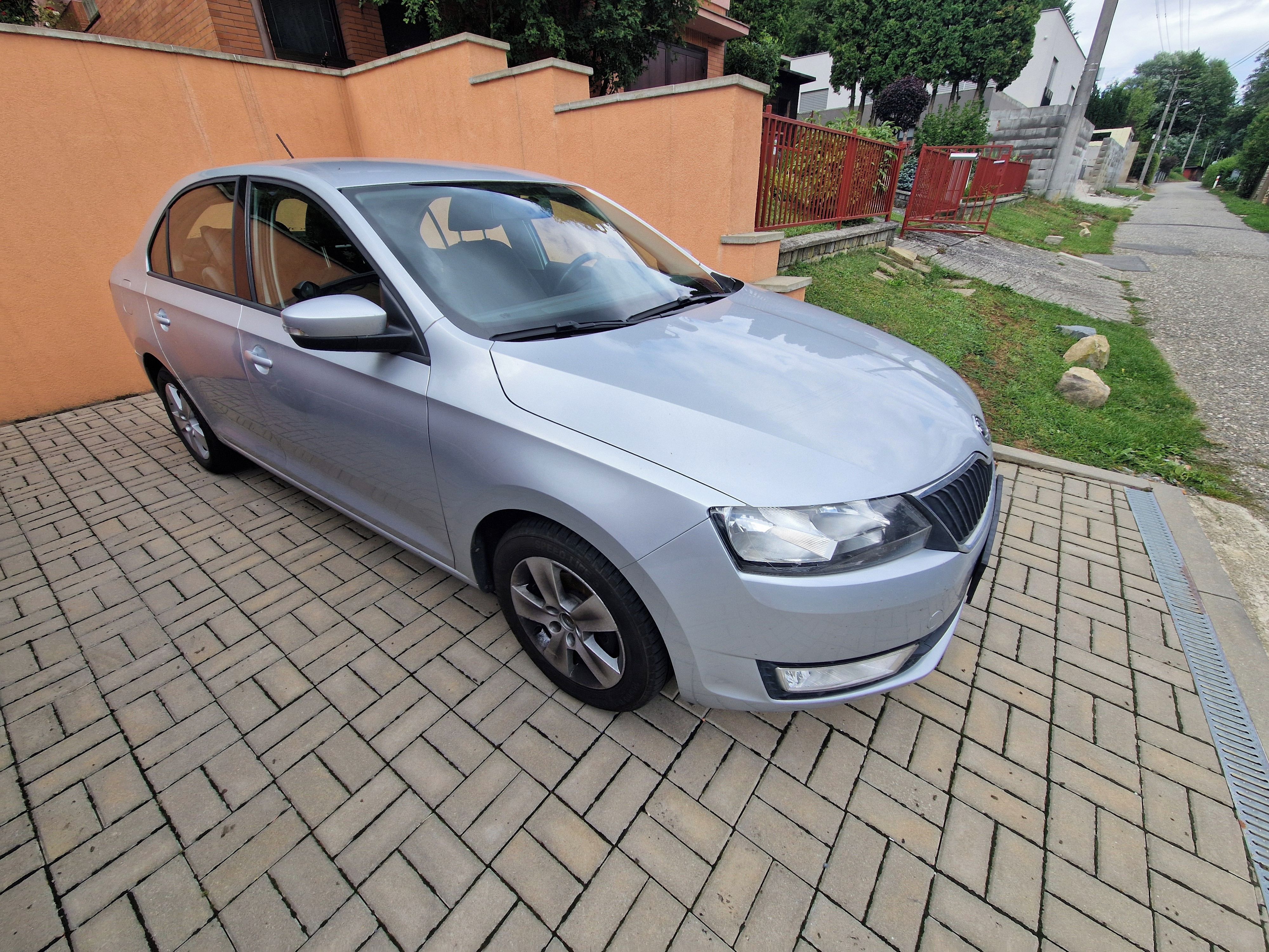 Škoda Rapid, Rapid 1.2 TSI klasický držák