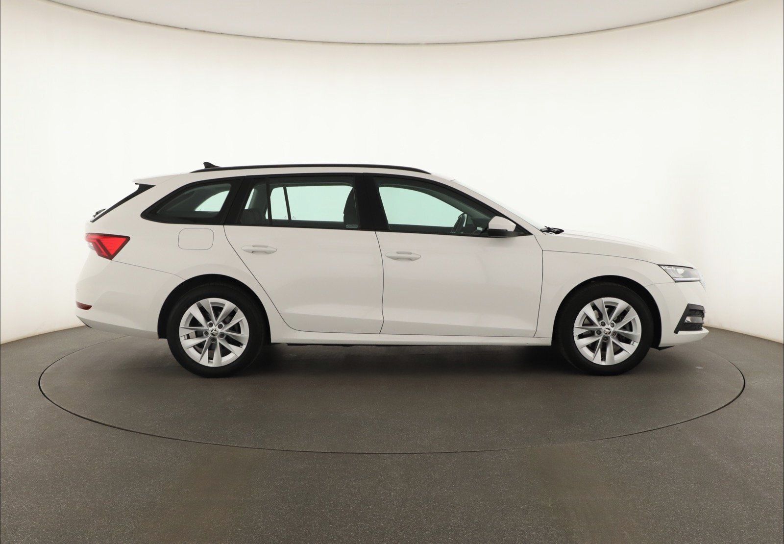 Škoda Octavia, 1.4 TSI iV, Ambition, Automat - fotka 6