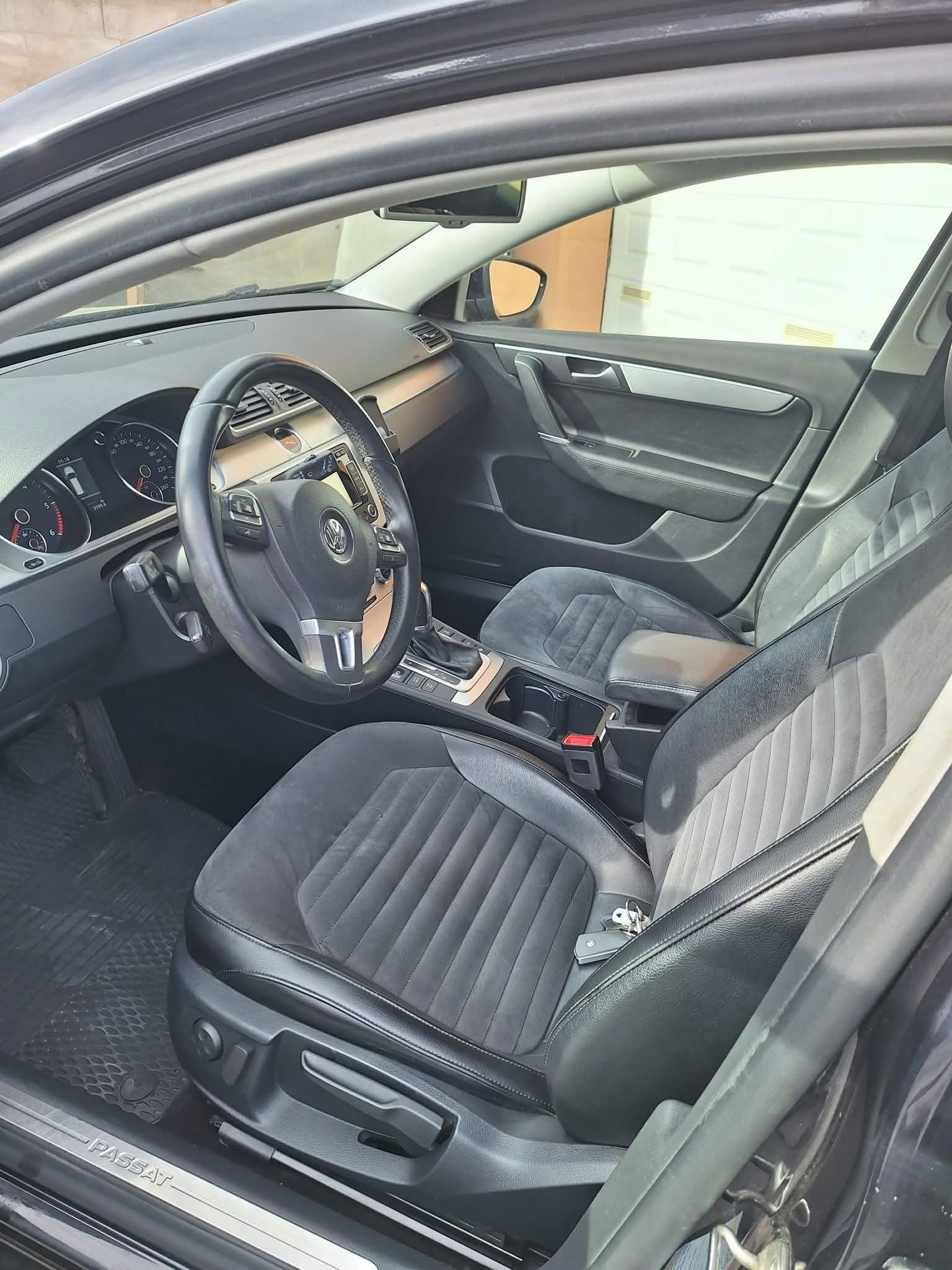 Volkswagen Passat, 2.0 TDI 130 kW, automat - fotka 5
