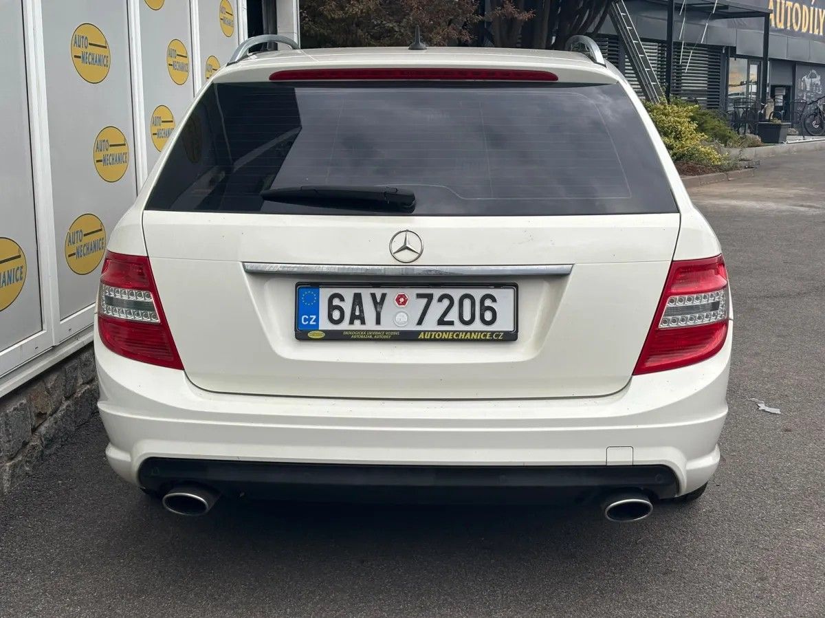 Mercedes-Benz Třídy C, 3.0 4X4 - fotka 5