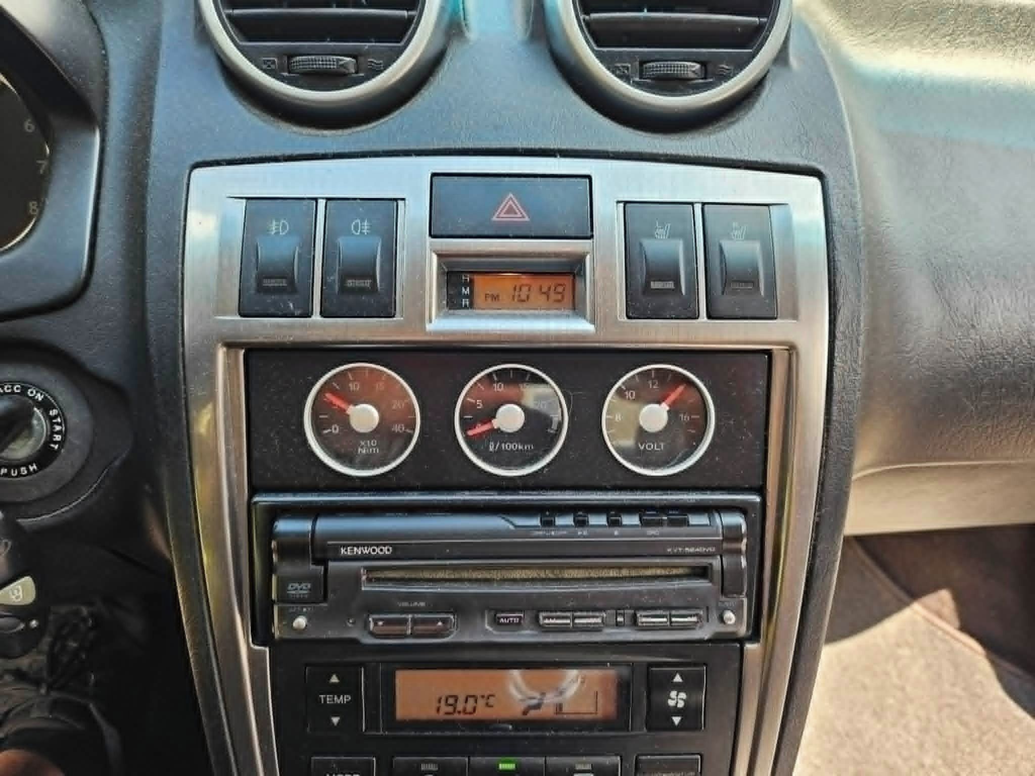 Hyundai Coupé, 2,7l V6 - fotka 6
