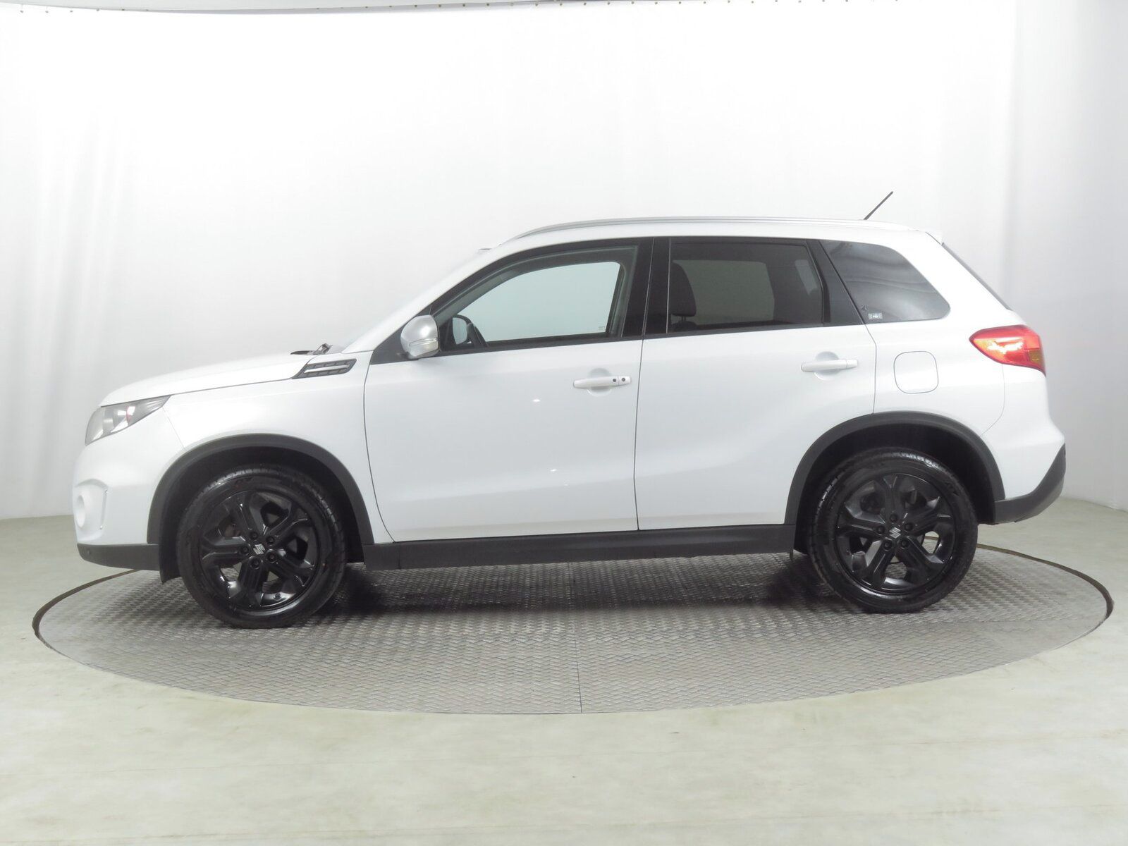 Suzuki Vitara, 1.4 BoosterJet, Serv.kniha - fotka 3