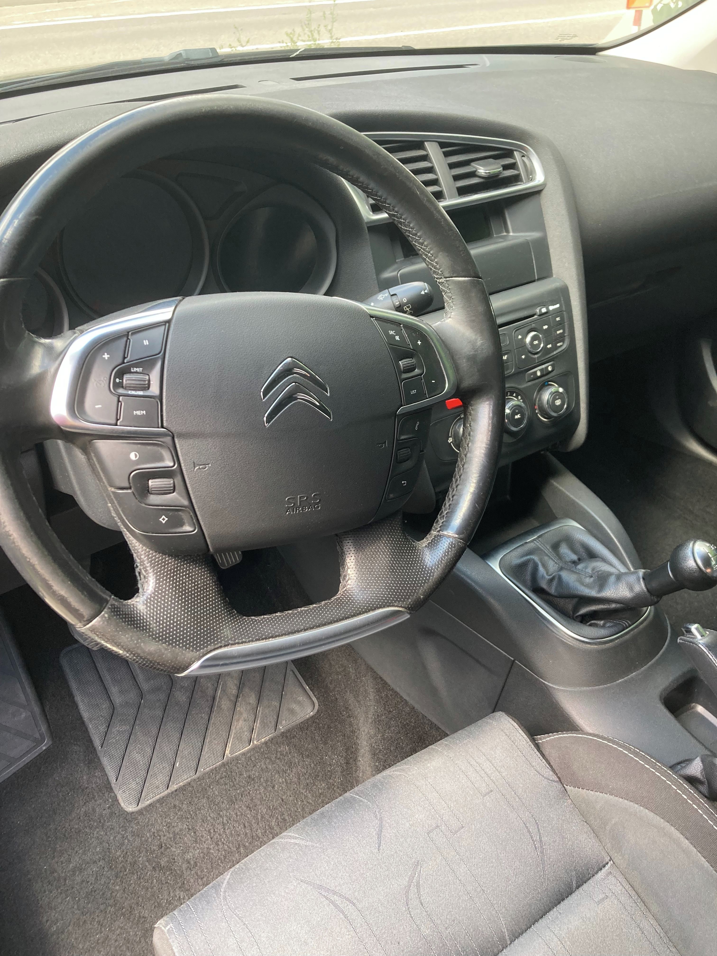 Citroën C4, 1.6 VTi, 88kW - fotka 6