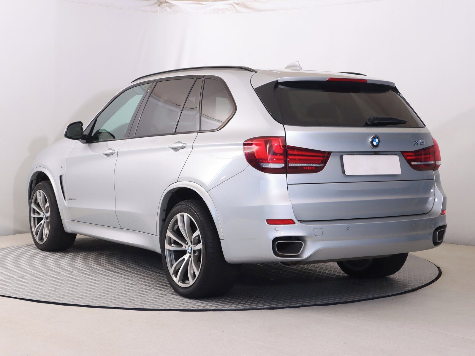 BMW X5, xDrive40d, M Paket, 4X4 - fotka 4