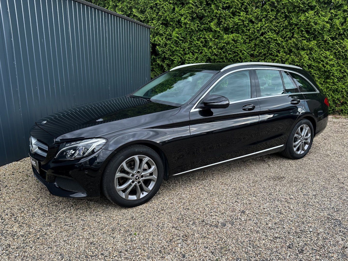 Mercedes-Benz Třídy C, 200d AVNTGARDE - fotka 4