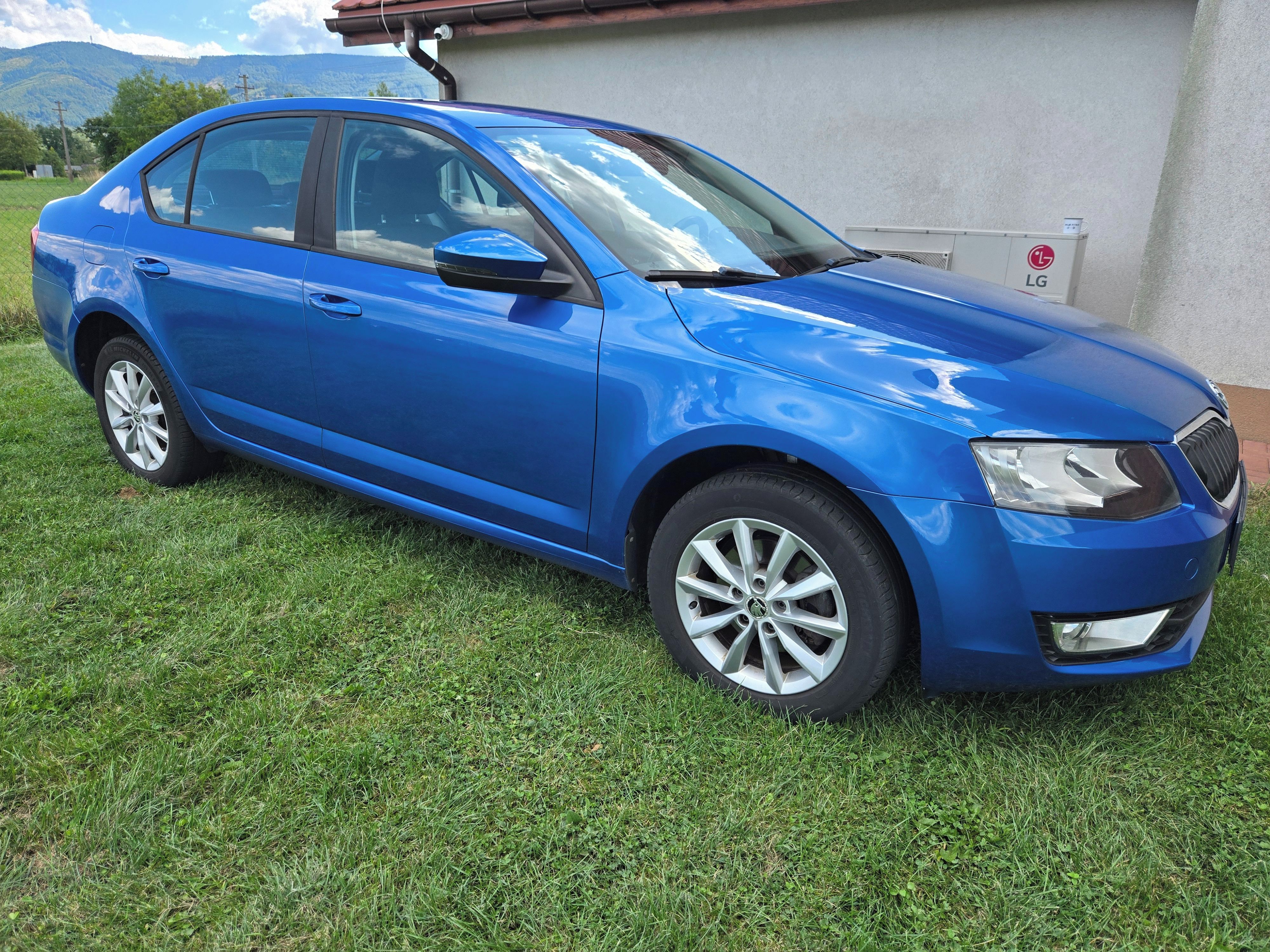 Škoda Octavia, 1.6 TDI 4x4 81kw, DPH, CZ - fotka 3
