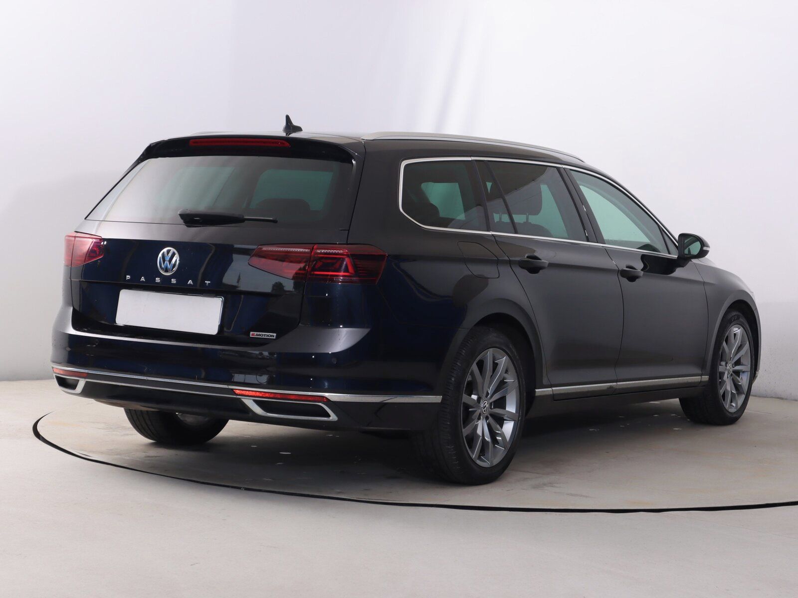 Volkswagen Passat, 2.0 TDI, 4X4, Automat - fotka 5