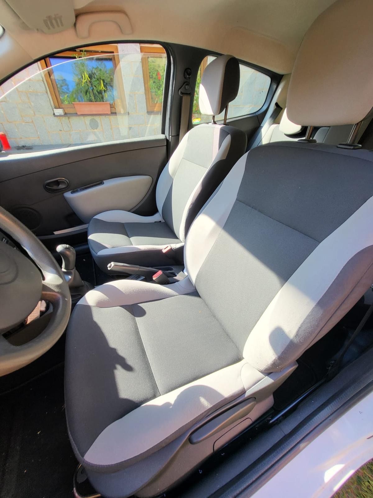 Renault Clio, Renault Clio 1.2, 48 kW - fotka 5
