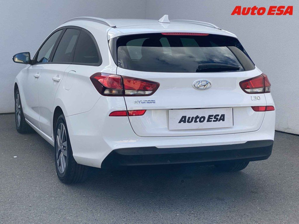 Hyundai i30, 1.4 TGDI,ČR,Trikolor - fotka 6