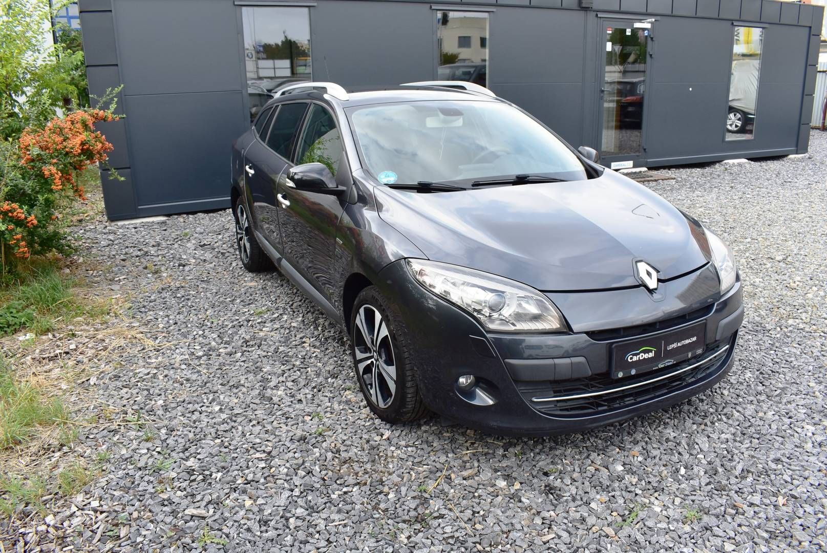 Renault Mégane, 1,9 DCi BOSE,96KW,TZ,1M,AKCE - fotka 3