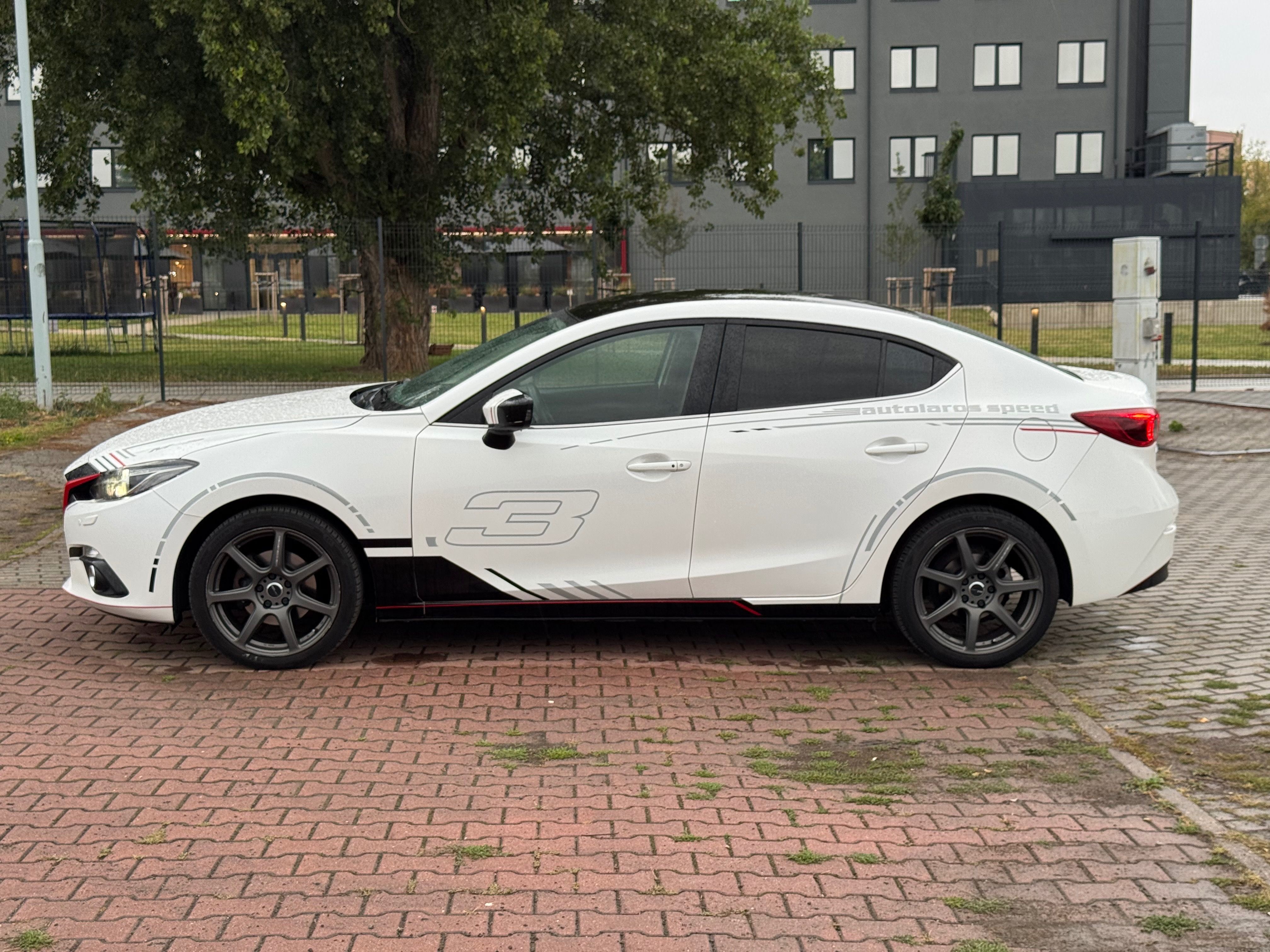 Mazda 3, Revolution, Carplay, Headup - fotka 4