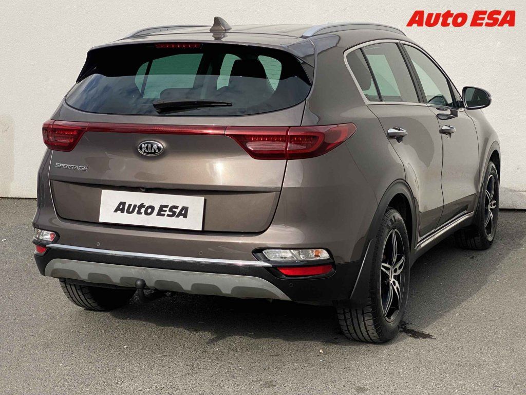 Kia Sportage, 1.6 CRDi 4x4 - fotka 4
