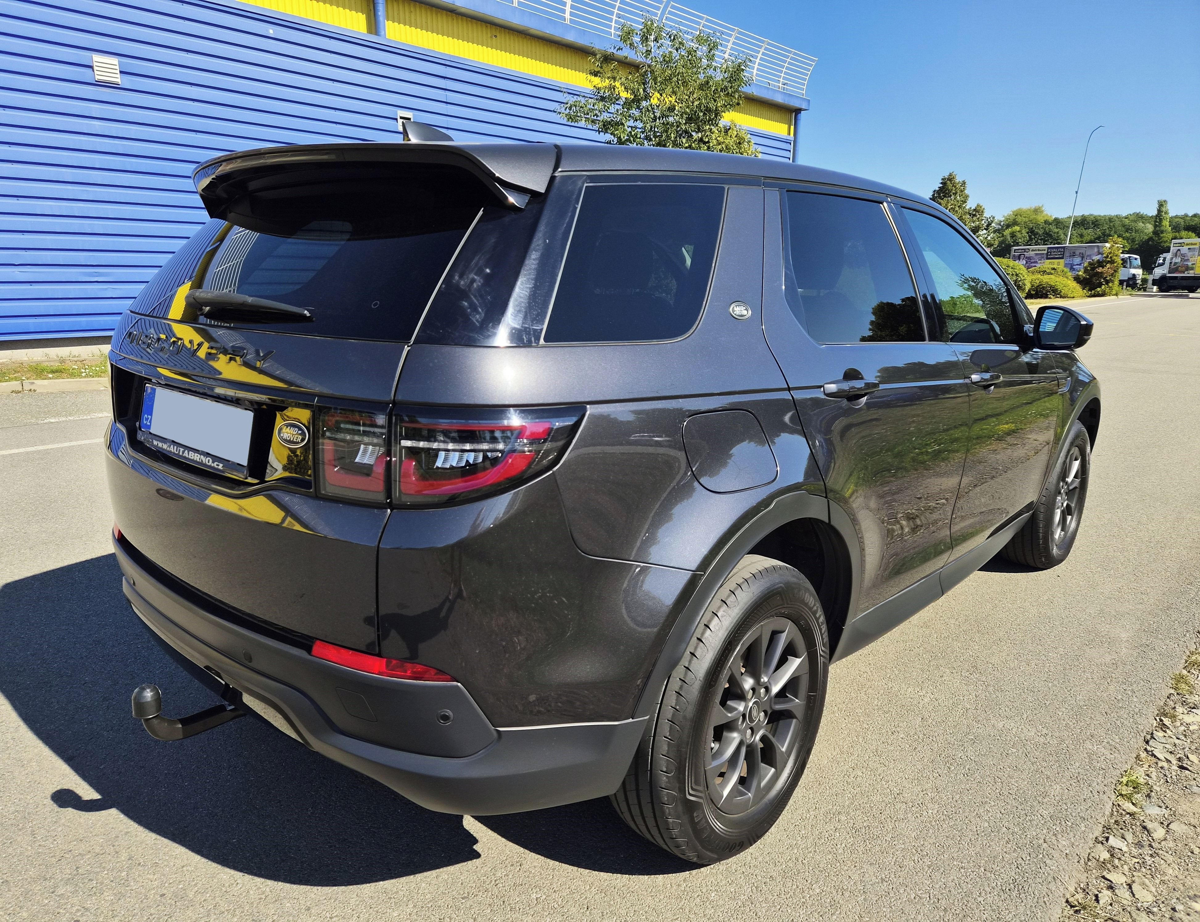 Land Rover Discovery, 2.0D 150 4x4 1.MAJITEL - TAŽNÉ - fotka 5