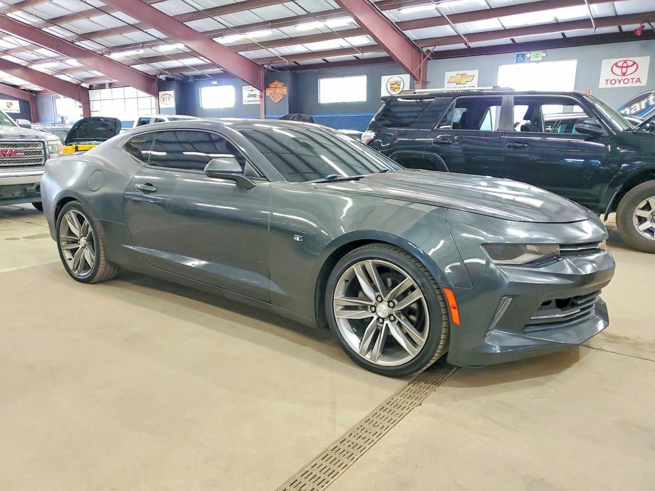 Chevrolet Camaro, Auto na cestě - fotka 4