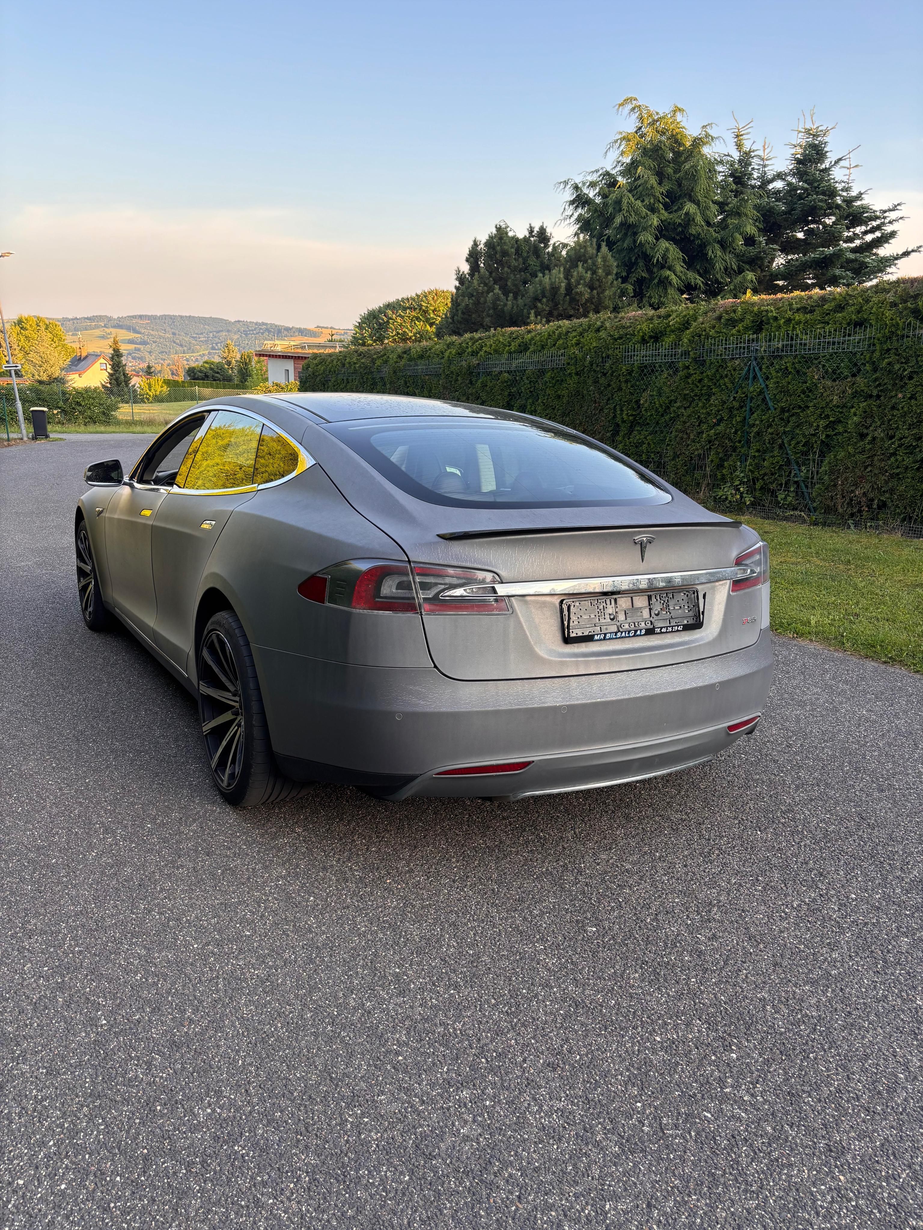 Tesla Model S, S85P+nabíjení zdarma!MCU2 - fotka 5